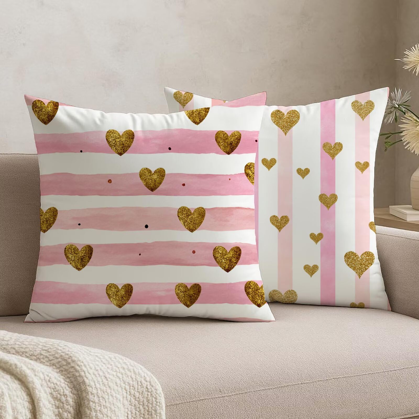 Coussin canapé décoratif rose en velours 60x60 pour une ambiance cocooning