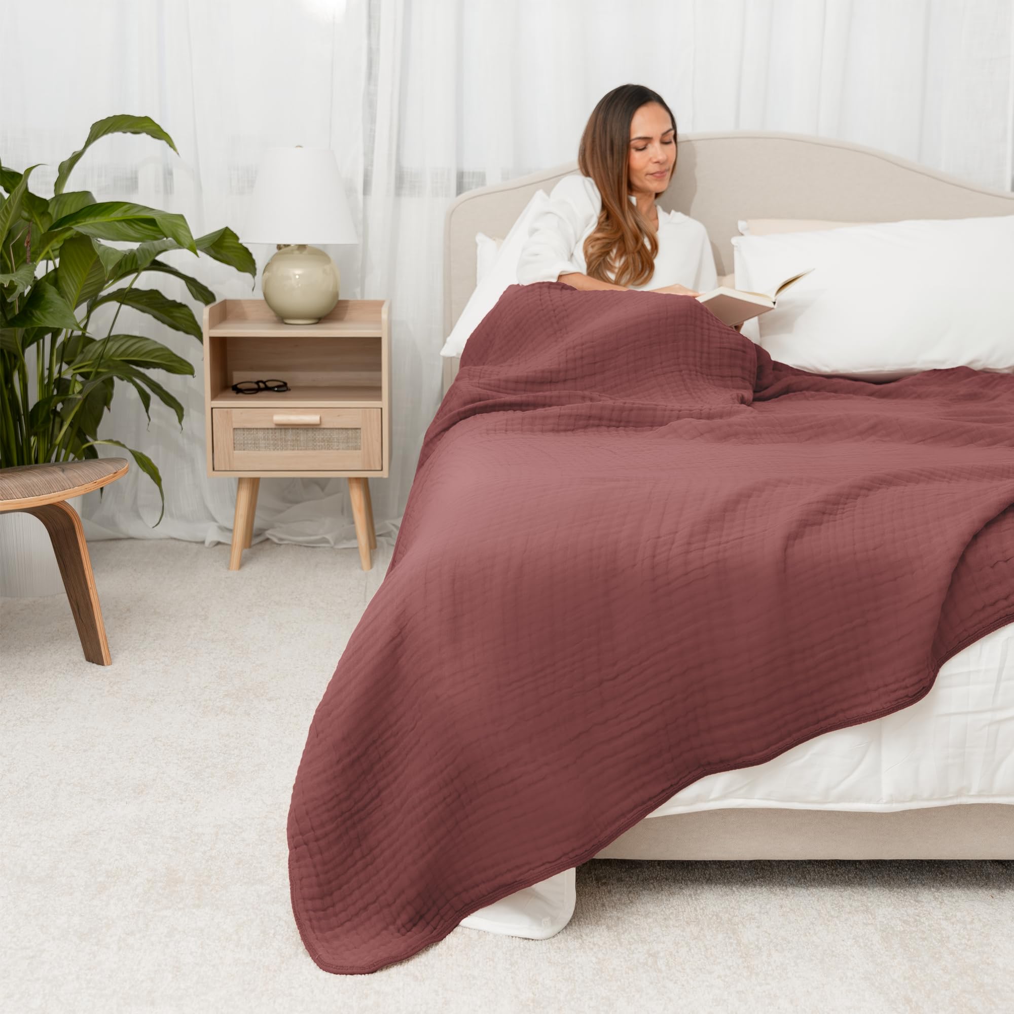 Comfy Cubs Adult Muslin Blanket King, 274 x 229 cm, Soft, Six-Layered, Lightweight, Breathable Cotton Blanket for All Seasons - Image 2