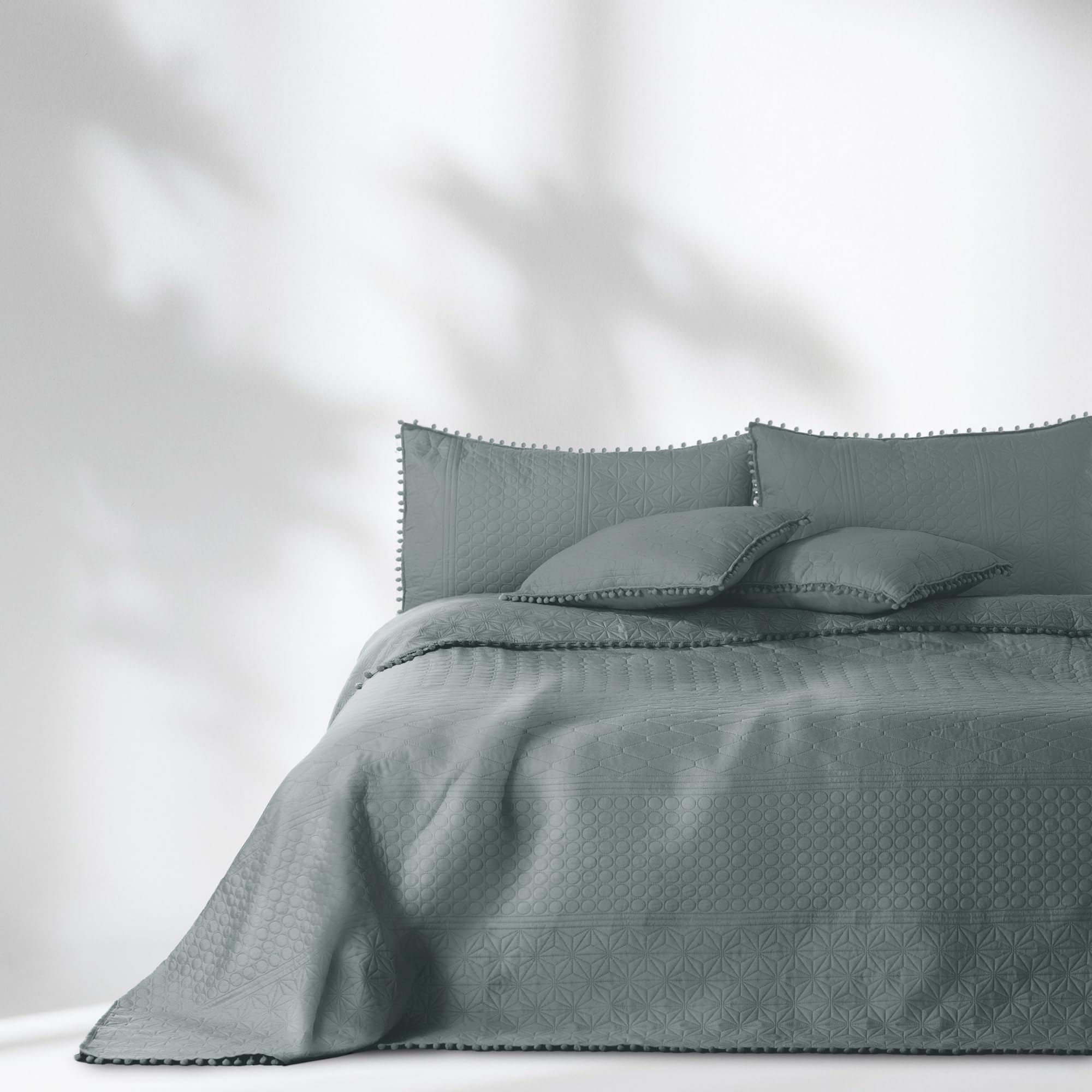 Kimono bedsprei 139 x 260 cm. van Scandi Living