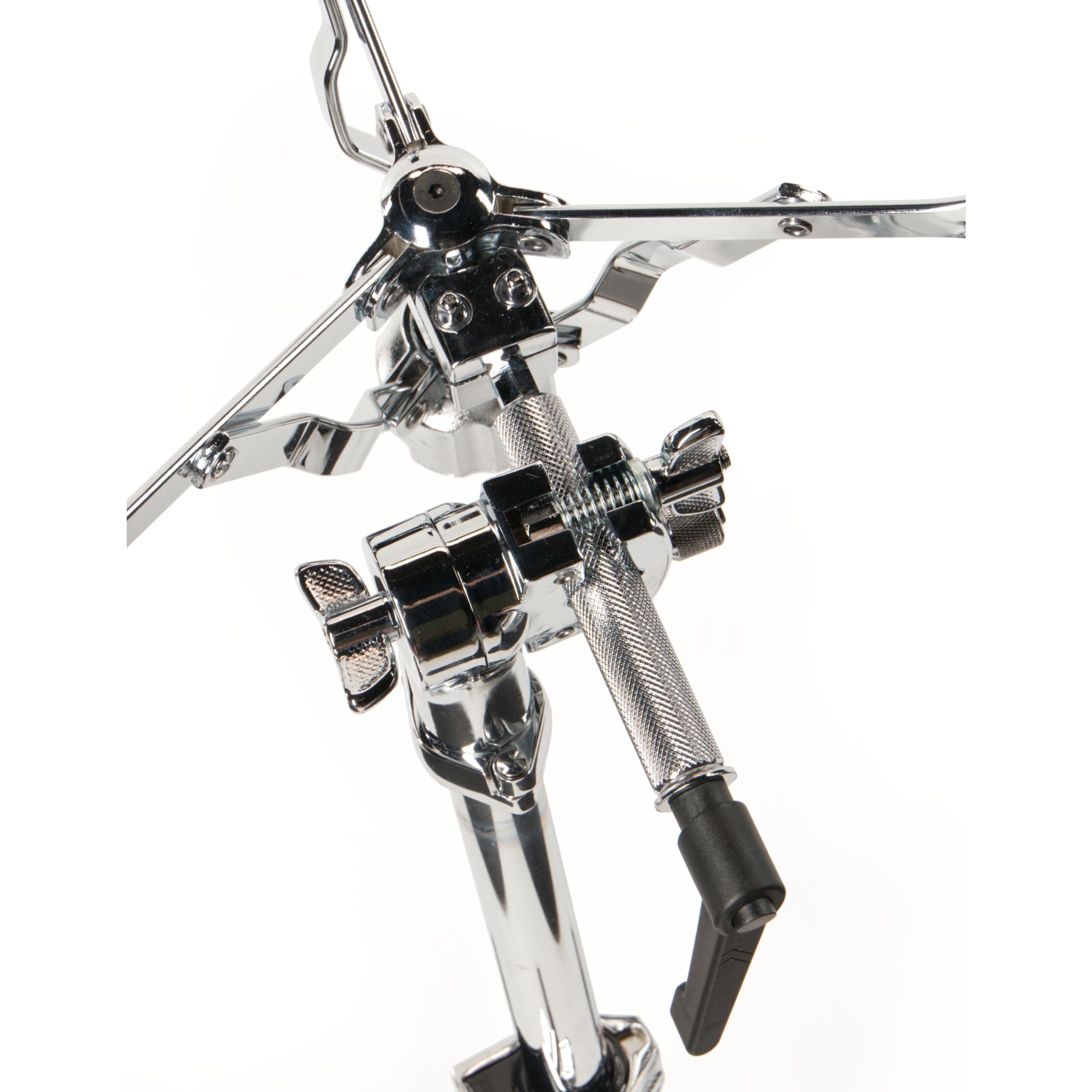 Fame SDS9003 Snare-Ständer, Doppelstrebig, Verchromt, Höhenverstellbar 40-57cm, Flexibles Kugelgelenk, Faltbares Design, Gummierte Haken