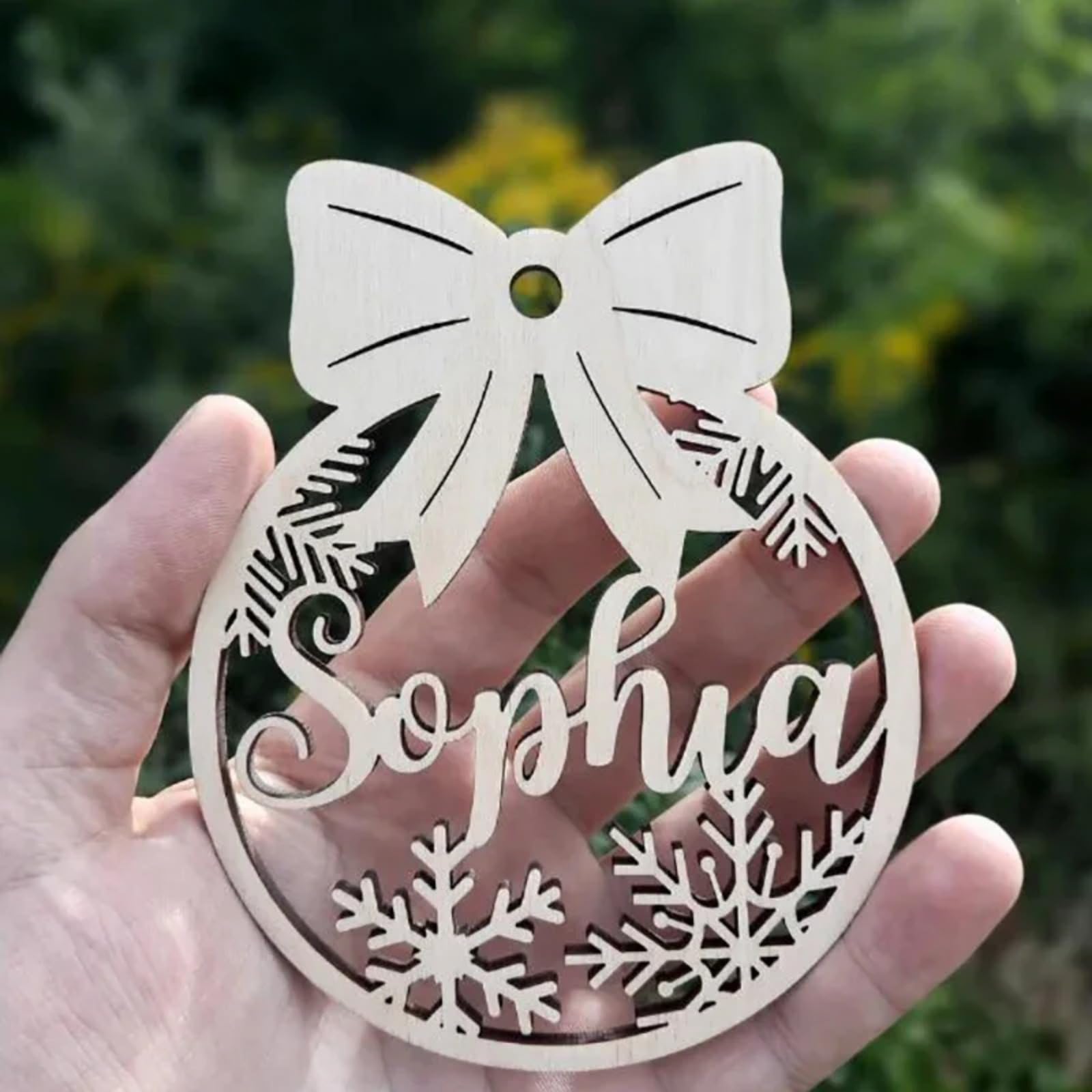 Personalisierte Weihnachtsschmuck, Weihnachtsbaum-Holzdekorkugeln, Geschenkpapieranhänger, personalisierte Lasergravur, verschiedene Namen, Tischkarte, Weihnachtsdekoration (20 Stück, B)