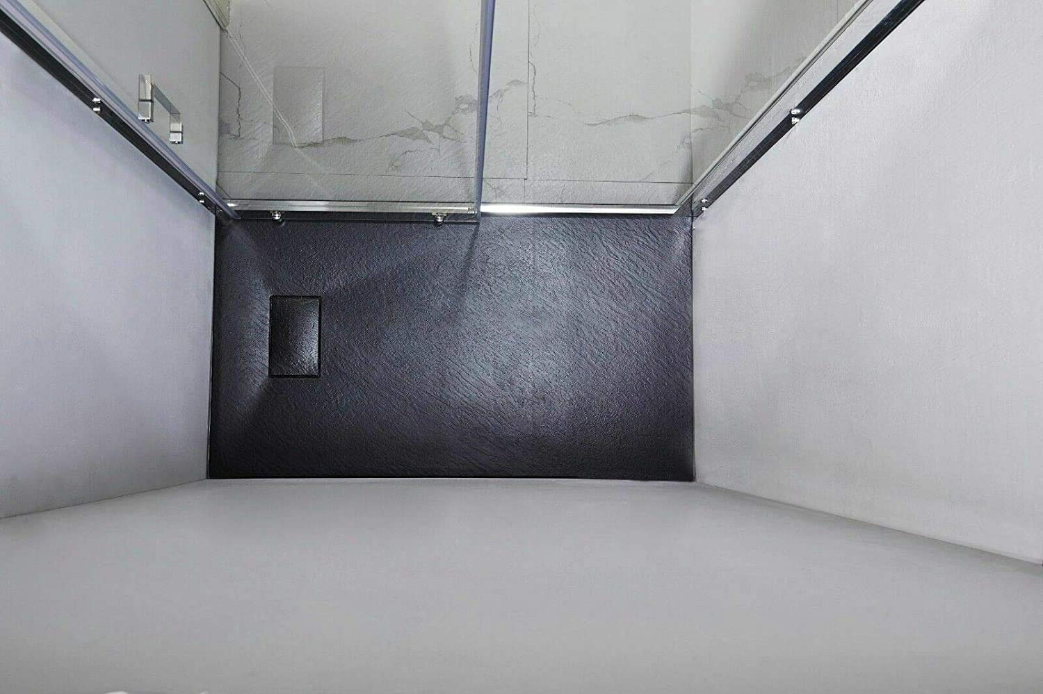Piatto Doccia Spessore 2.6 Cm In Resina Effetto Pietra Stone Ardesia Filopavimento Antiscivolo Indistruttibile Riducibile Arredo Bagno Con Griglia Di Copertura Colore Nero (80 x 100 cm)