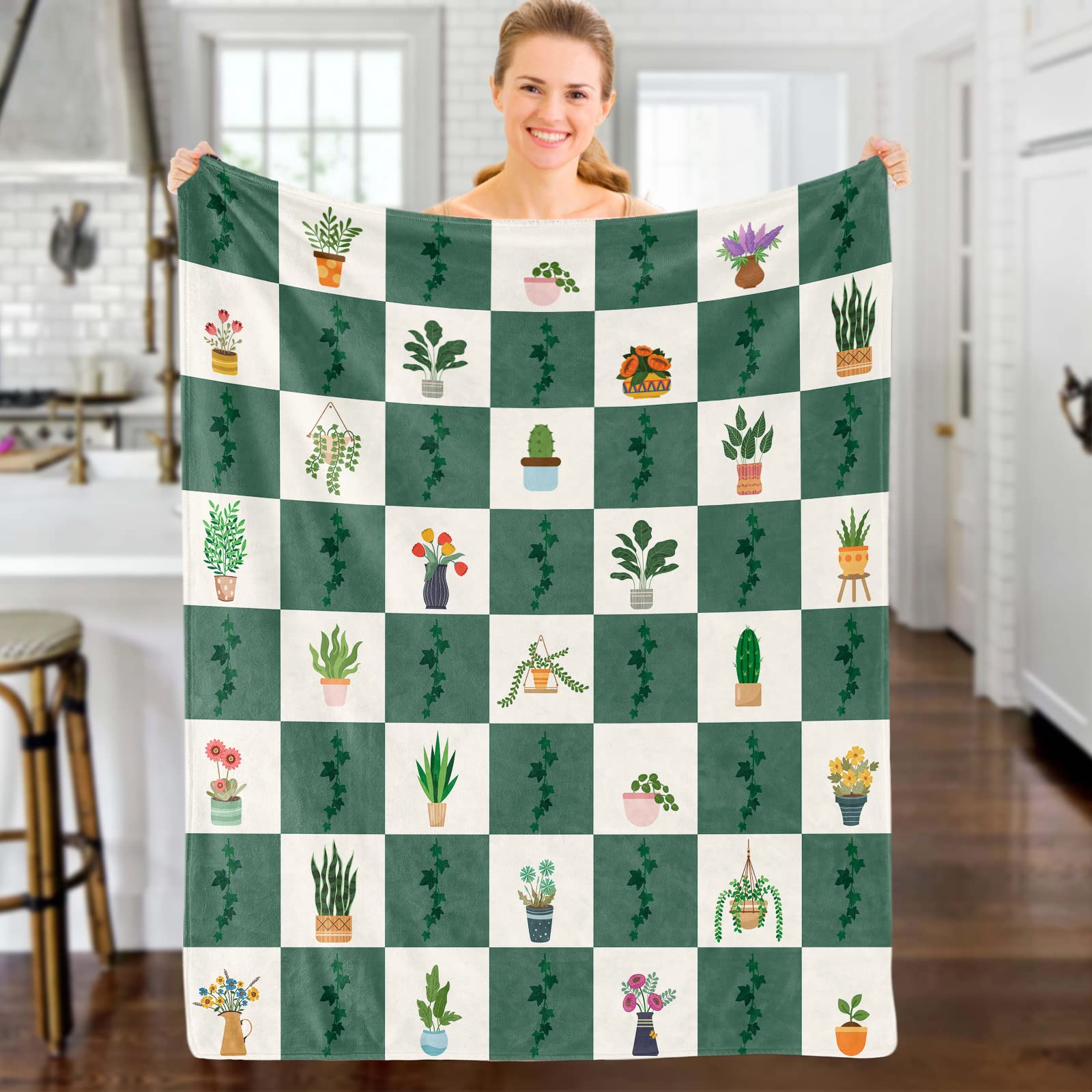Gifts for Plant Lovers, Soft Cozy Blanket Throw, Warm Potted Succulents Cactus Houseplants Botanical Fleece Flannel Blanket, Ideas Lady Gardener Women Girls, 130x152 cm, Plant-green