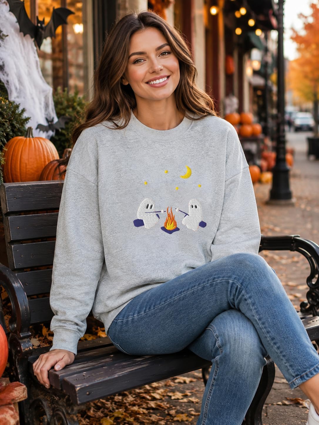 Halloween Ghost Sweatshirt Womens Fun Embroidered Graphic Sweatshirts Cute Spooky Pullover Casual Long Sleeves Shirt