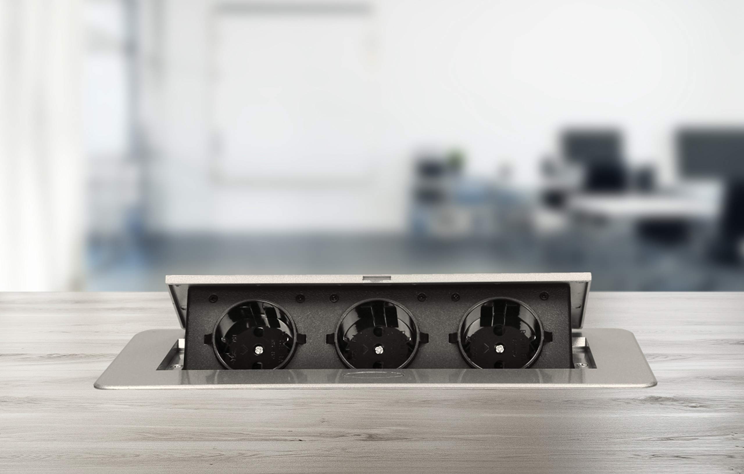 ORNO OR-AE-1336/G(GS) listwa zasilająca wpuszczana do zabudowy, potrójna, 2500 W, kolor: srebrny