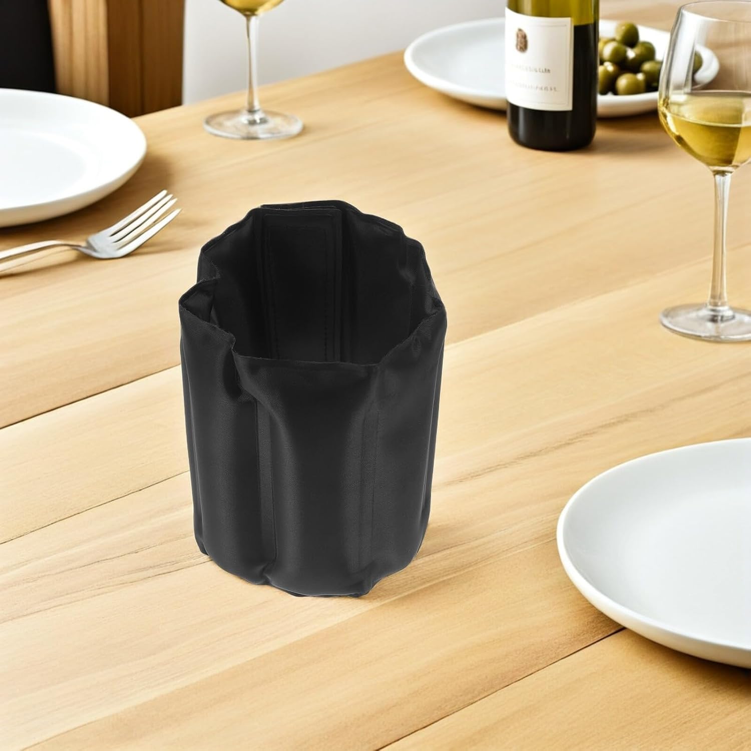 BESTonZON 2pcs Wine Cooler Sleeve with Built-in Gel Ice Pack, Insulated Black Bottle Chiller for Wine and Beer Bottles, Portable Cooler for Outdoor Picnics, Bbqs, and Travel