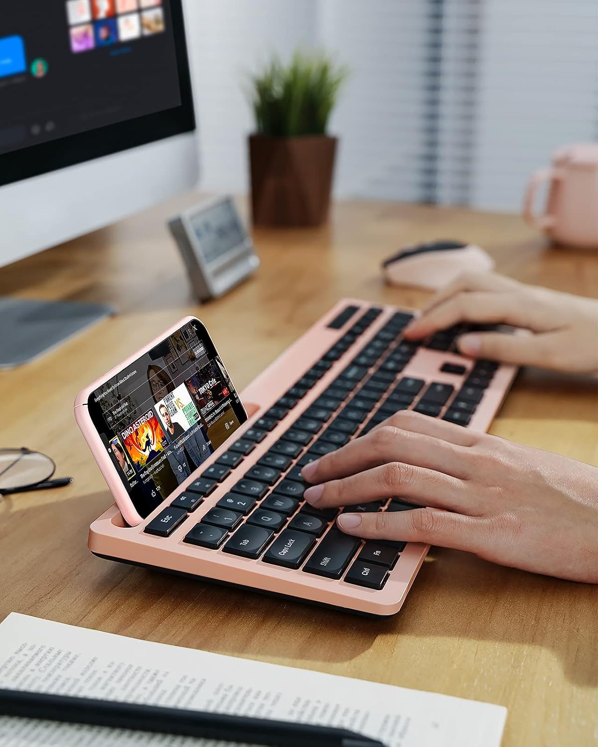 Wireless Keyboard and Mouse Combo - Keyboard with Phone Holder, VIVEFOX 2.4GHz Silent USB Wireless Keyboard Mouse Combo, Full-Size Keyboard and Mouse for Computer, Desktop and Laptop (Pink)