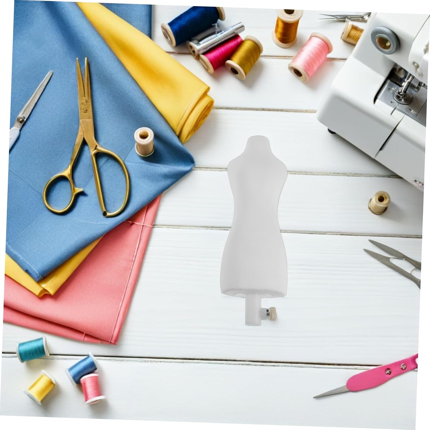 1/4 Scale Mini Dress Form Mannequin for Tailoring and Sewing, Female Half Body Cloth Mannequin with Multiangle Pinning Feature, for Classrooms and Fashion Projects