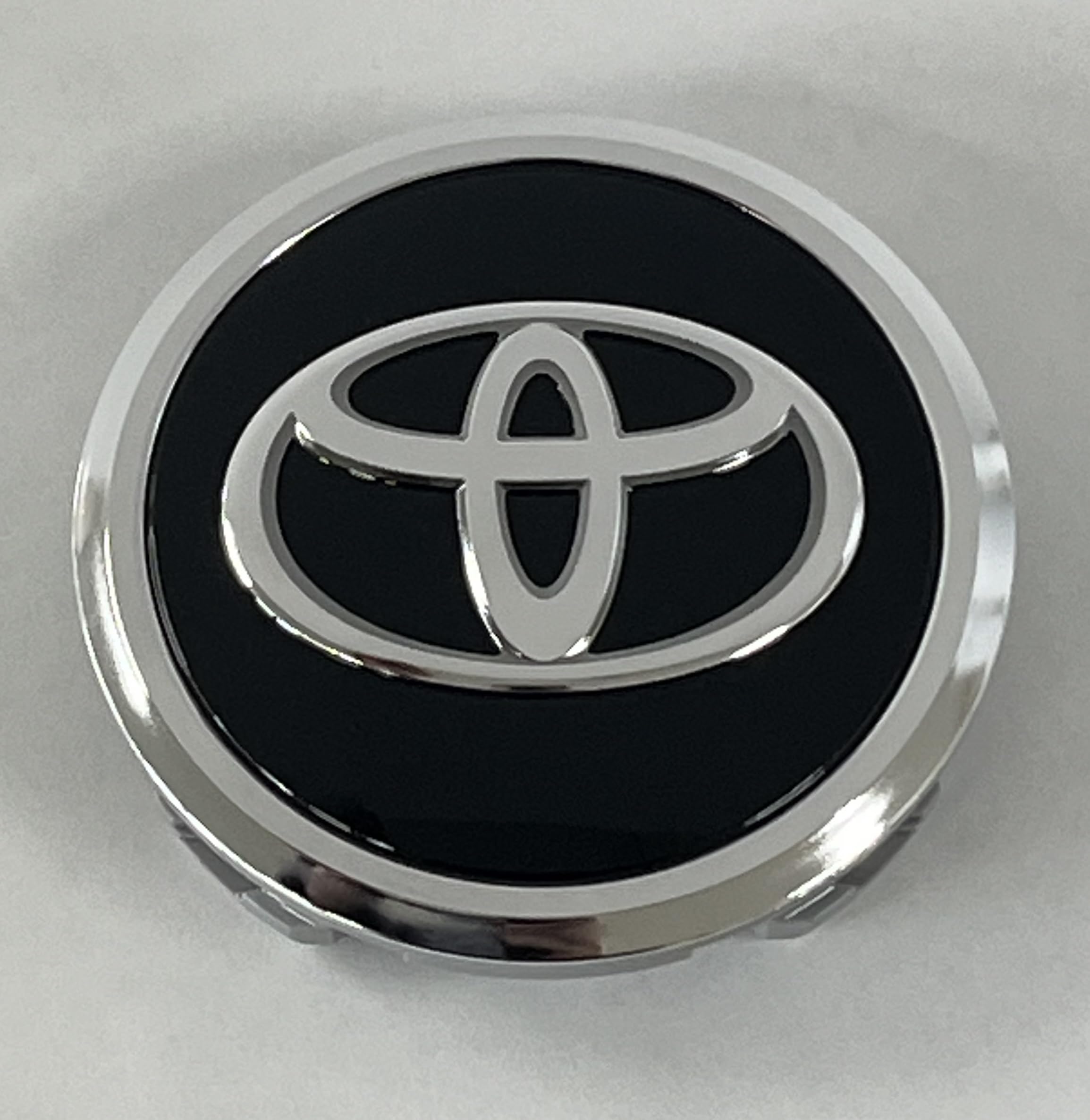 Amazon.co.jp: Genuine Toyota ORNAMENT SUB-ASSY WHEEL HUB 42603