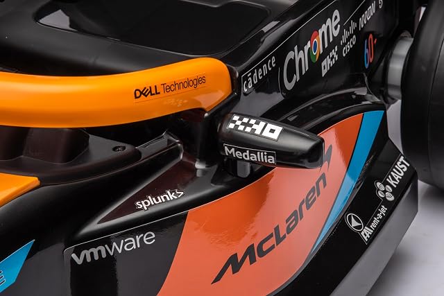 Foto 8 de 8 de Coche eléctrico para niños de 3 a 5 años McLaren, Reproductor MP3, Mando a Distancia, suspensión (Naranja)