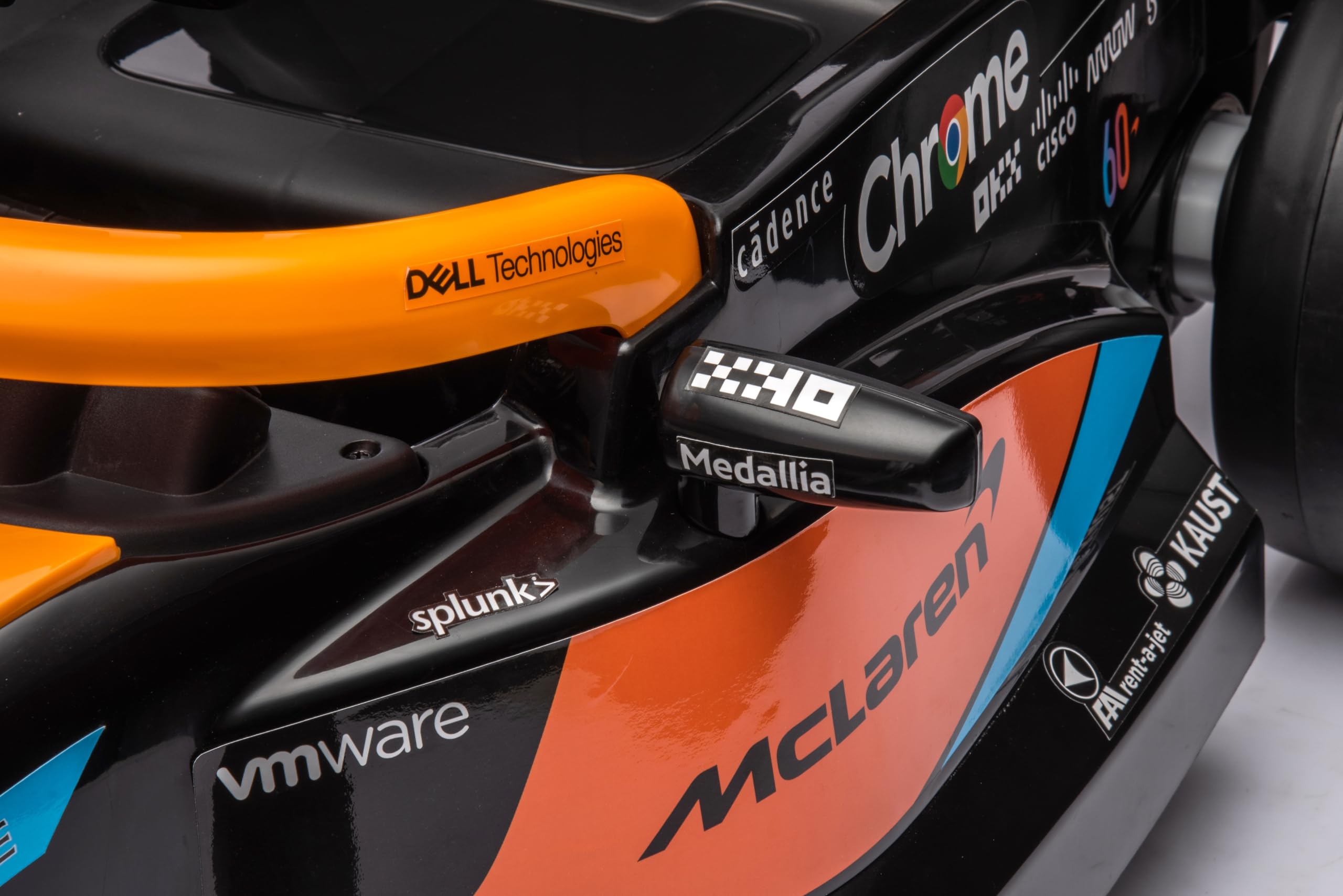 Jeździk elektryczny samochód McLaren, MP3, pilot zdalnego sterowania, zawieszenie sprężynowe, bolid, quad, pojazd (Pomarańczowy) | MP3, pilot zdalnego sterowania, zawieszenie sprężynowe, pojazd dziecięcy, auto na akumulator, zabawka do jazdy