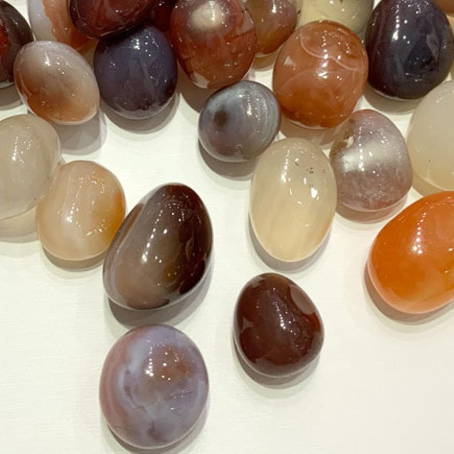 Crystal Stone Natural Red Carnelian Crystal Red Gravel Agate Tumbled Stones and Crystals Bulk Wicca Aquarium Fish Tank Home Decor (Color : Red Carnelian, Size : 100g 20-30mm)