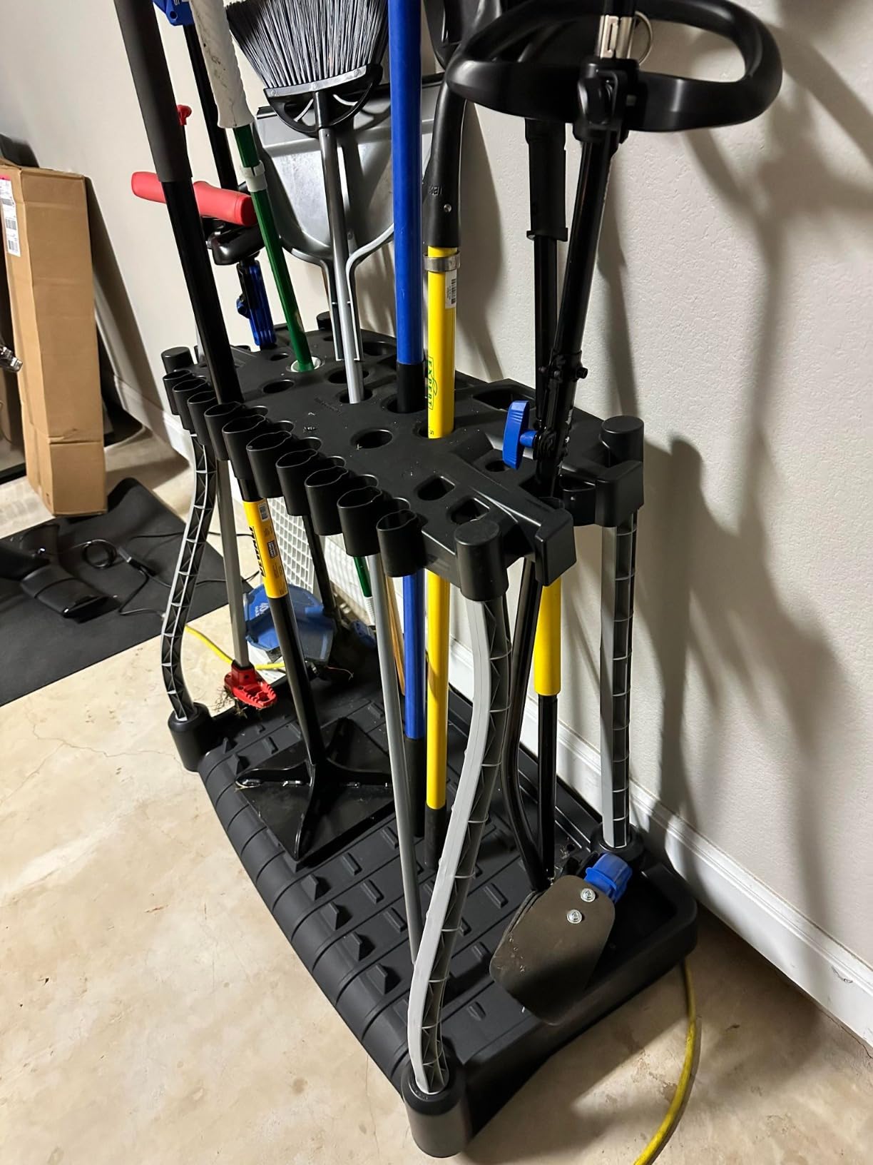 Rubbermaid Garage Corner Tool Tower Rack, Organizes Up To 30 Long