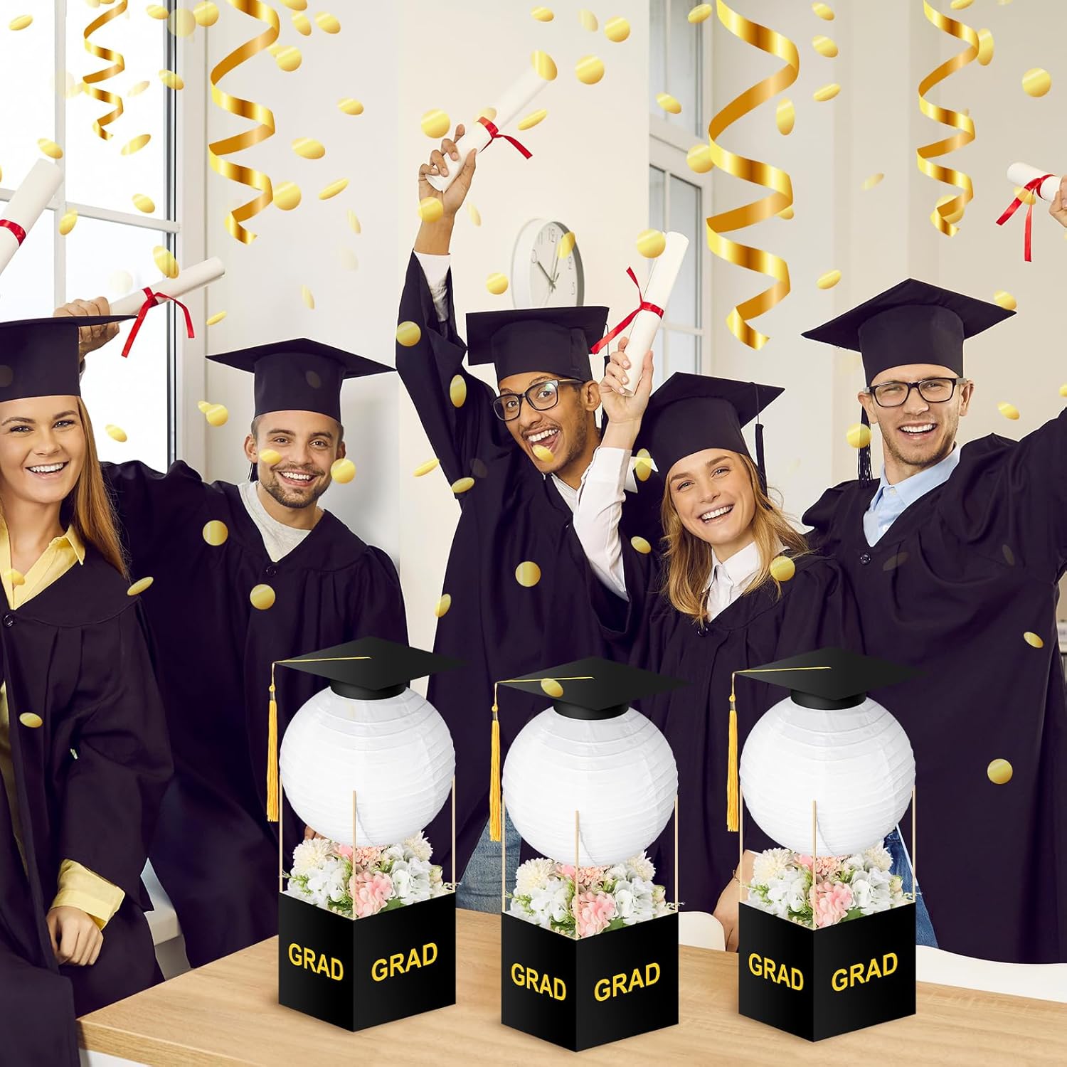8 Pcs Grad Hat Paper Lantern Graduation Table Centerpiece Boxes Graduation Cup Lanterns Congrats Graduation Cap Flower Box Decoration Gifts for Graduation Ceremony Party Favor Him Her