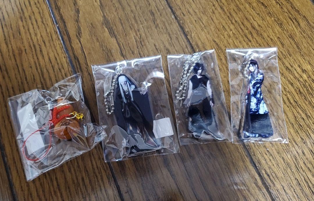 Amazon.co.jp: -真天地開闢集団-ジグザグ アクリルキーホルダー 瓢箪