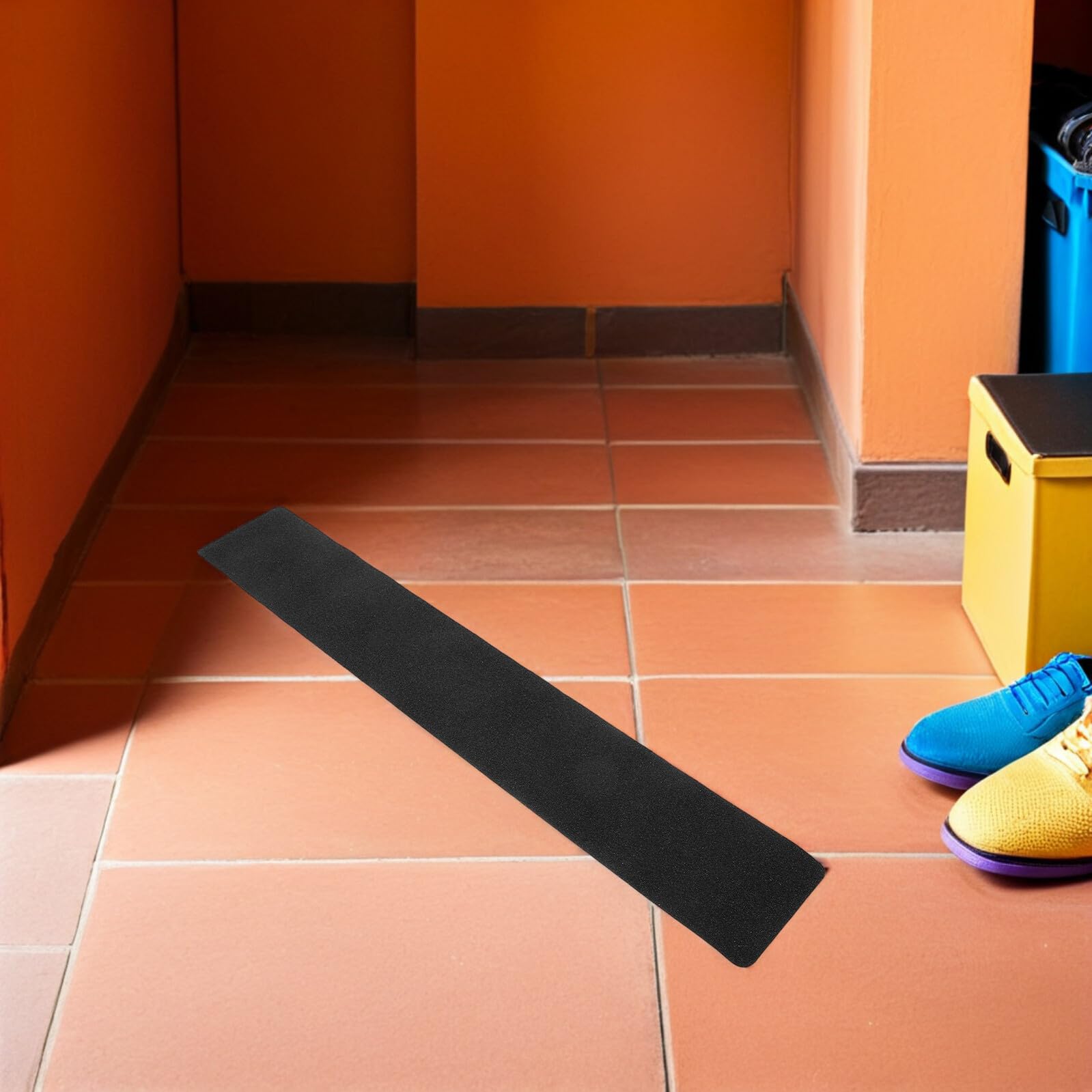 Holibanna Cinta Antideslizante para Escaleras 10 Piezas 20X75 CM Adhesivo Autoadhesivo de PVC Negro Mate Tiras Antideslizantes para Peldaños Interiores y Exteriores Adecuado para