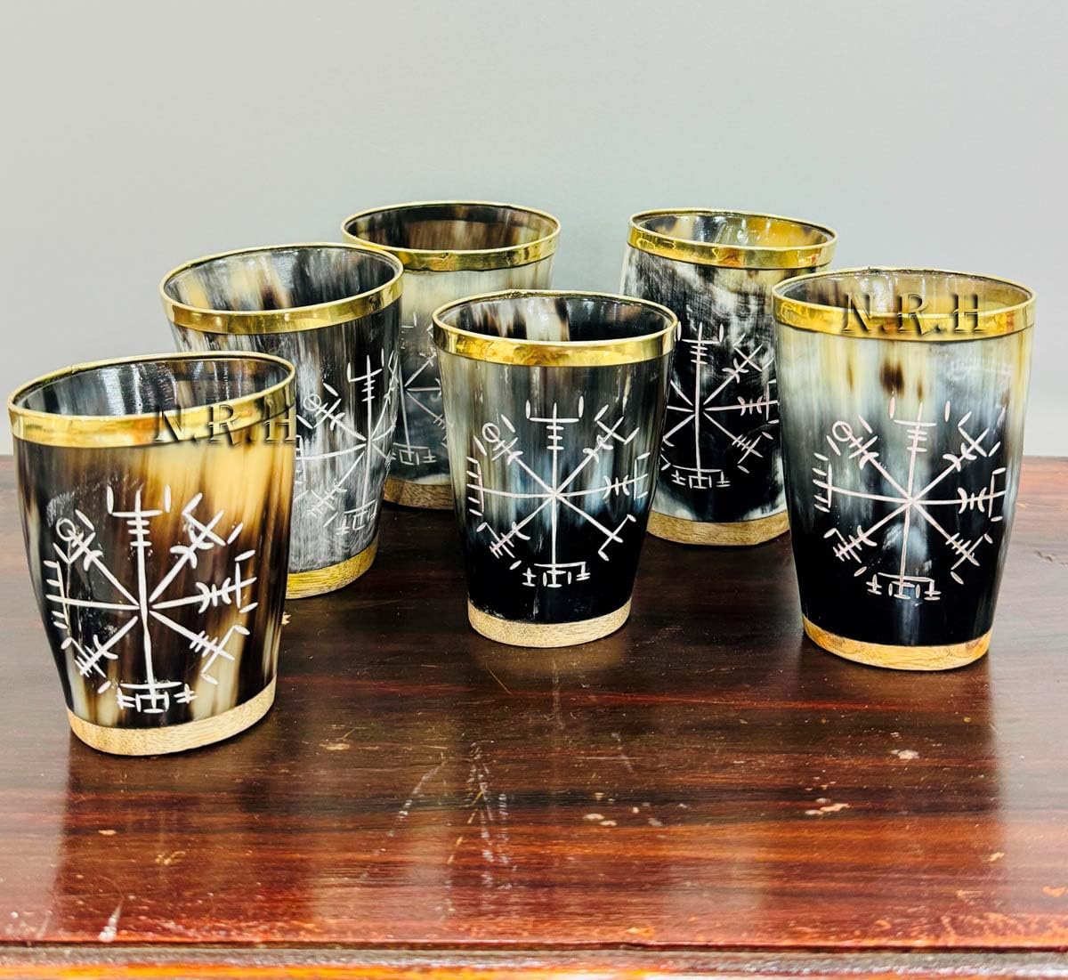 Wikinger Trinkbecher, handgefertigt, natürlich, echtes Ochsenhorn, authentischer Bierkrug für Ale-Bier, Kurzglas, 6 Stück