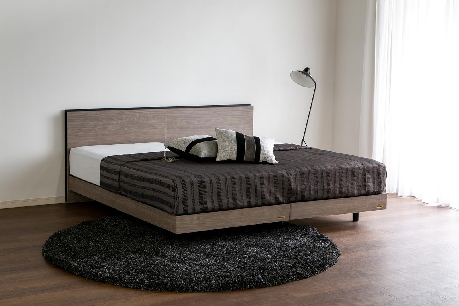 セミダブル用　　ベットフレーム　France BeD フランスベッド すのこベッド ベッド コンセント 棚付き LED照明