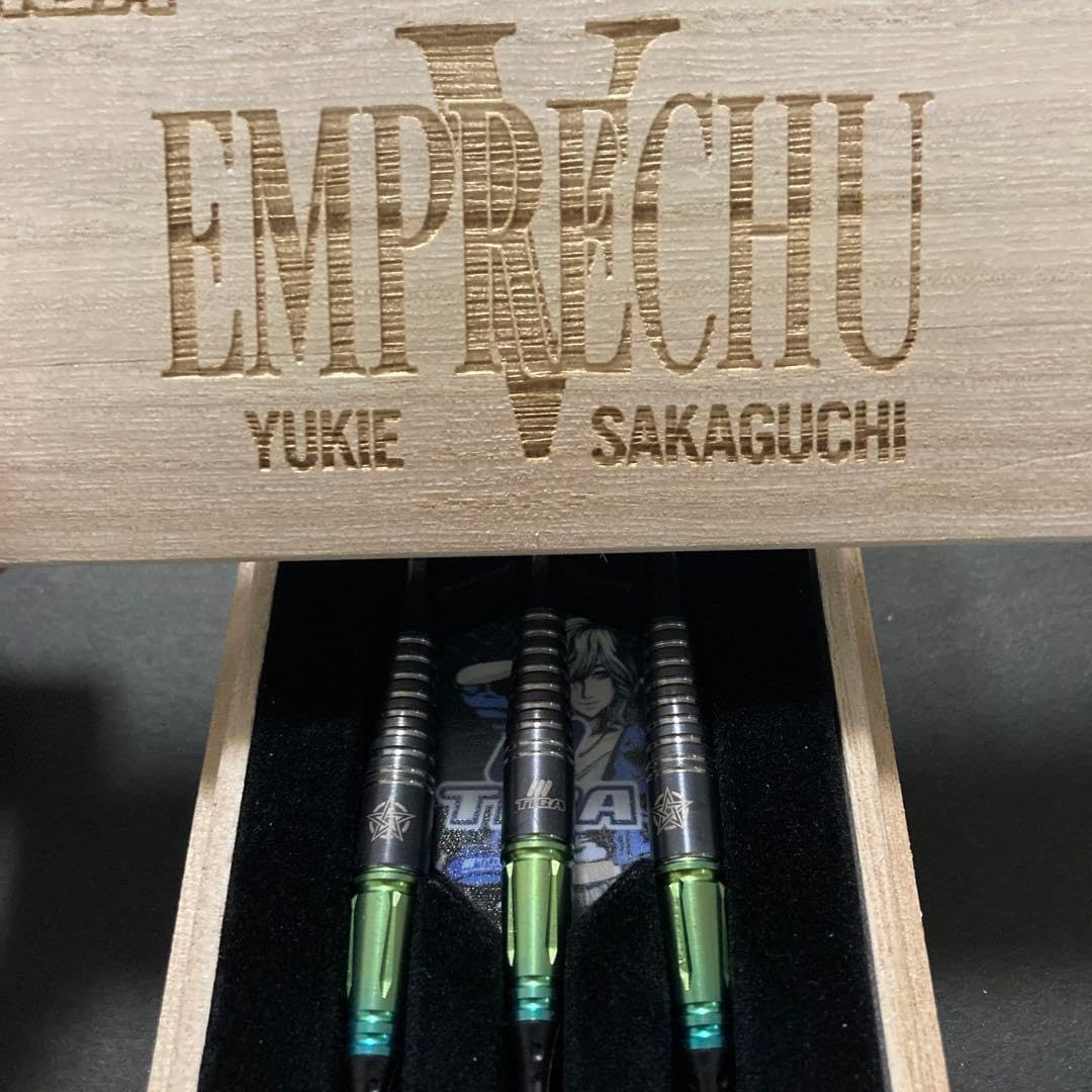 新品新作　TIGA　EMPRECHU5 Fusion　箱入りフルセット T I G A EMPRECHU5 Fusion 箱入りフルセット EMPRECHU5 | TIGA DARTS JAPAN