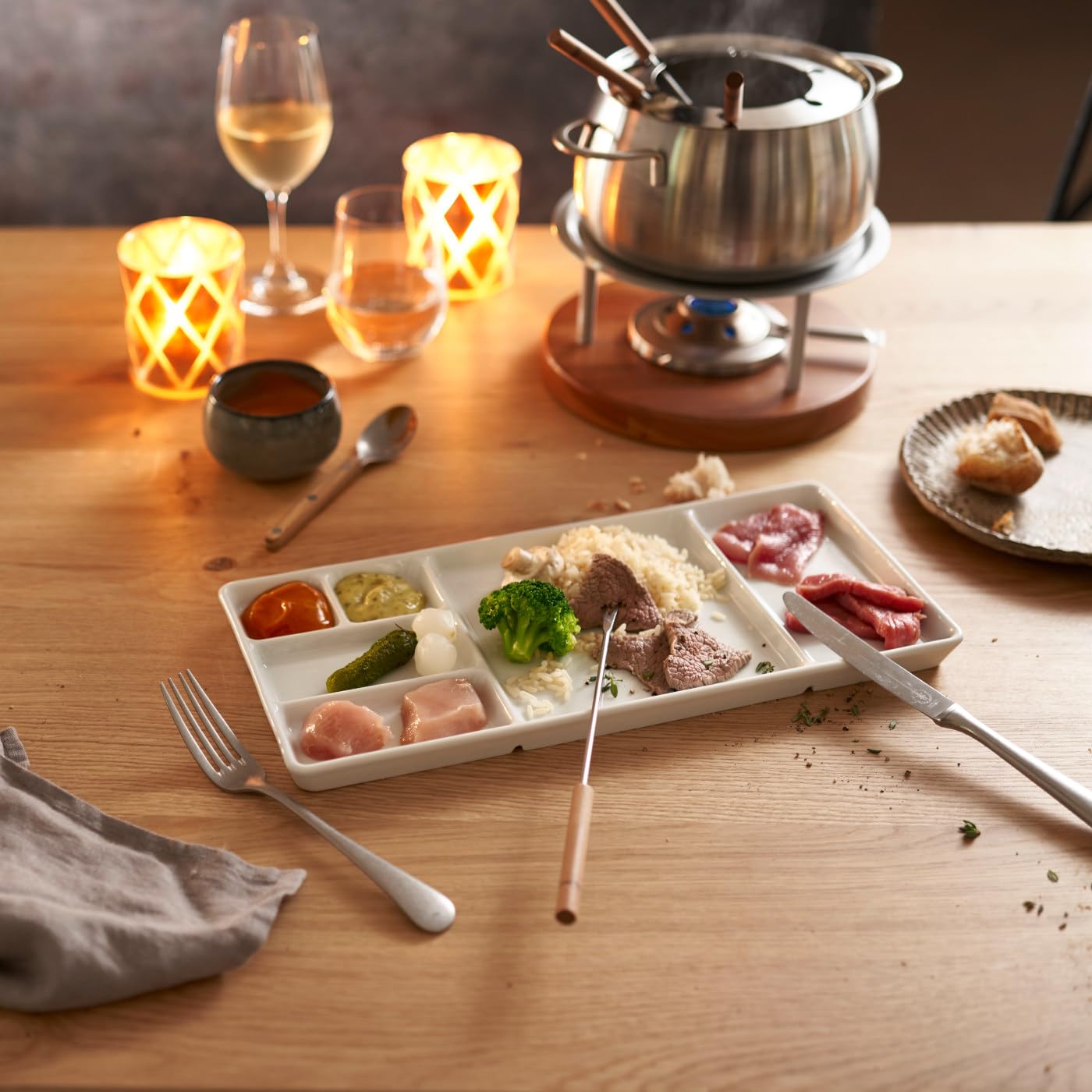 Betty Bossi Gourmet-Teller mit Fächern im Set - Fondueteller, Racletteteller und Barbecueteller mit Unterteilung Porzellanteller weiß, 36x16x2cm, 2 Stück