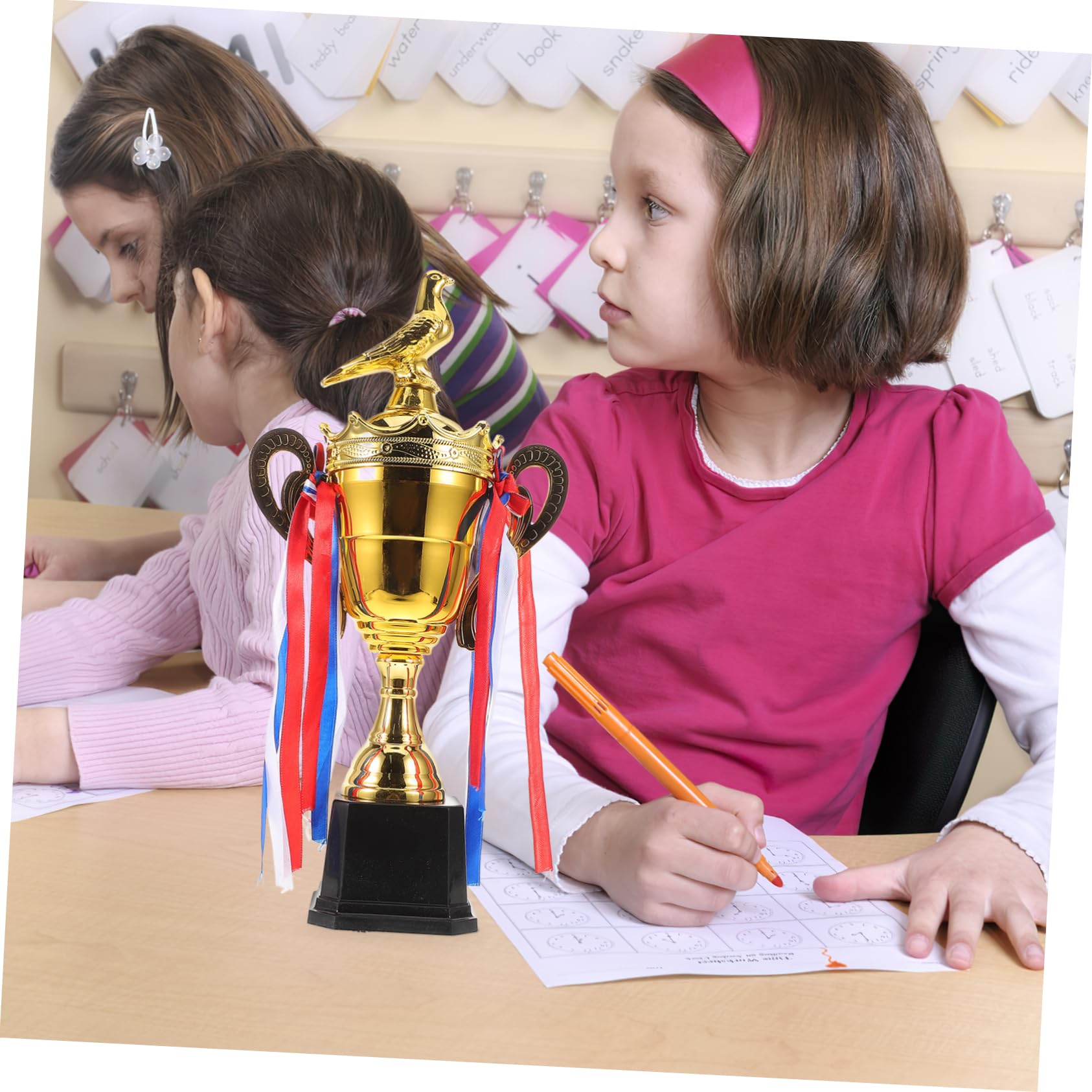 TOYANDONA Coppa Calcio in Metallo Corona e Piccione, Premio Decorativo Dorato di Adatto a Eventi Sportivi e Competizioni Calcio