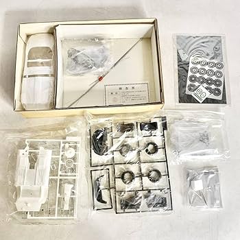 Amazon.co.jp: グンゼ産業 1/24 ジャガー XK-E 金属製エンジン付