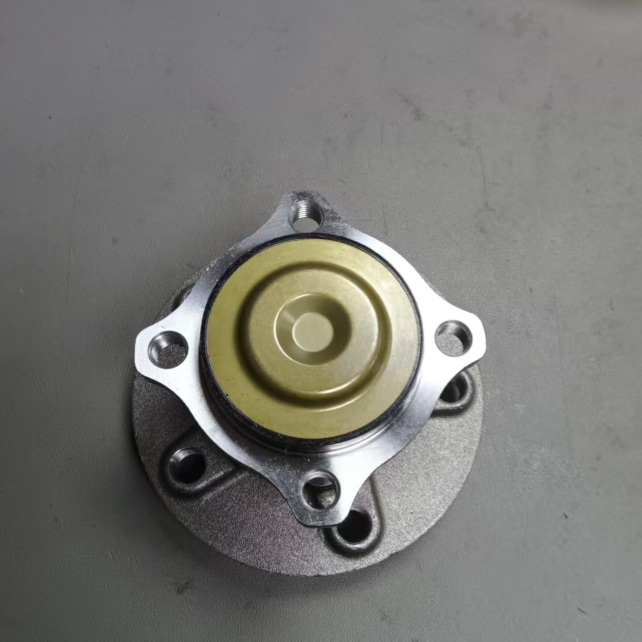 Compatible Rear The Wheel HUB Unit A2463340006 A2463340006