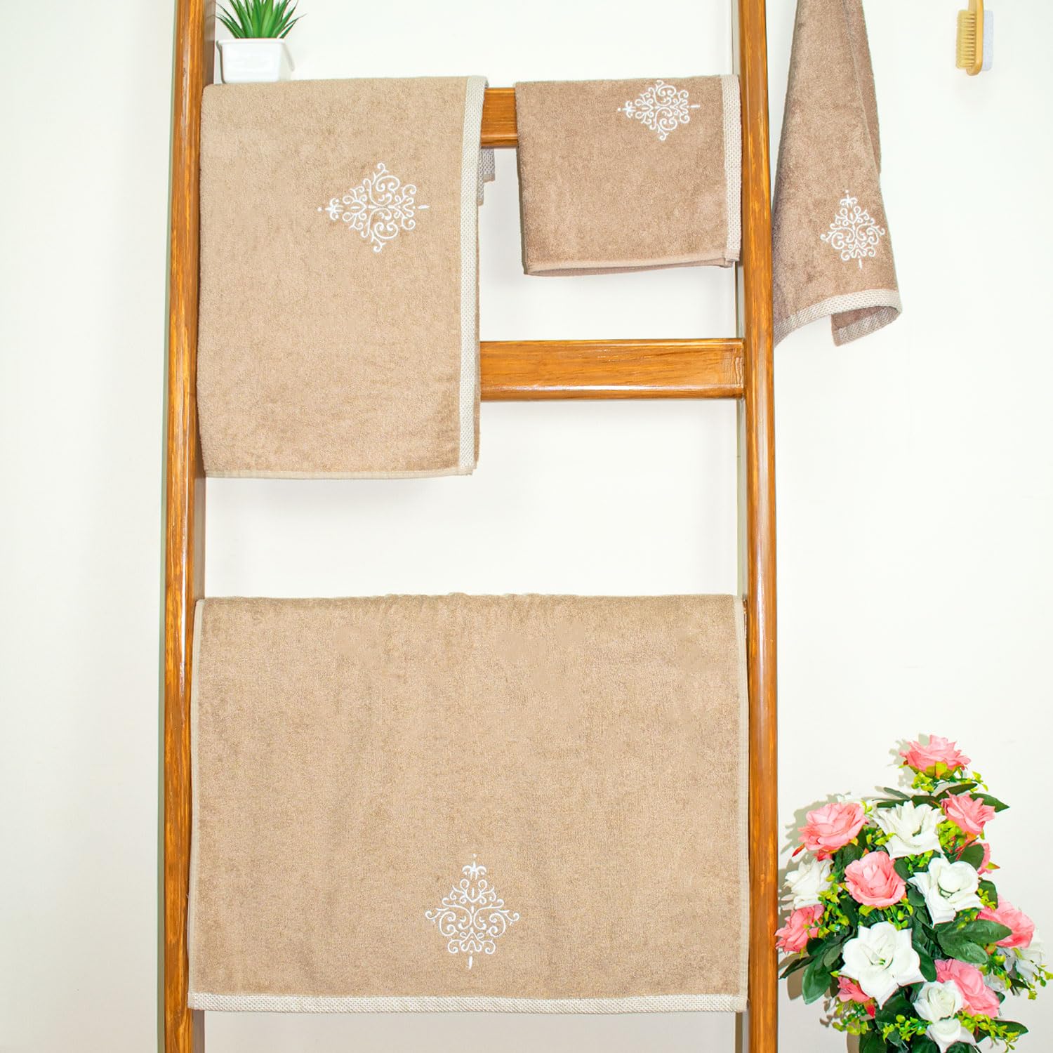 Rangoli 100% Bamboo Bath Towels, 500 GSM, Organic Royale Towel for Men and Women Set of 4 | Towels for Bath Large Size Ultra Soft, Super Absorbent & Eco-Friendly Towels for Bath | Beige Color (B0BQYZ53K4) Amazon Price History, Amazon Price Tracker