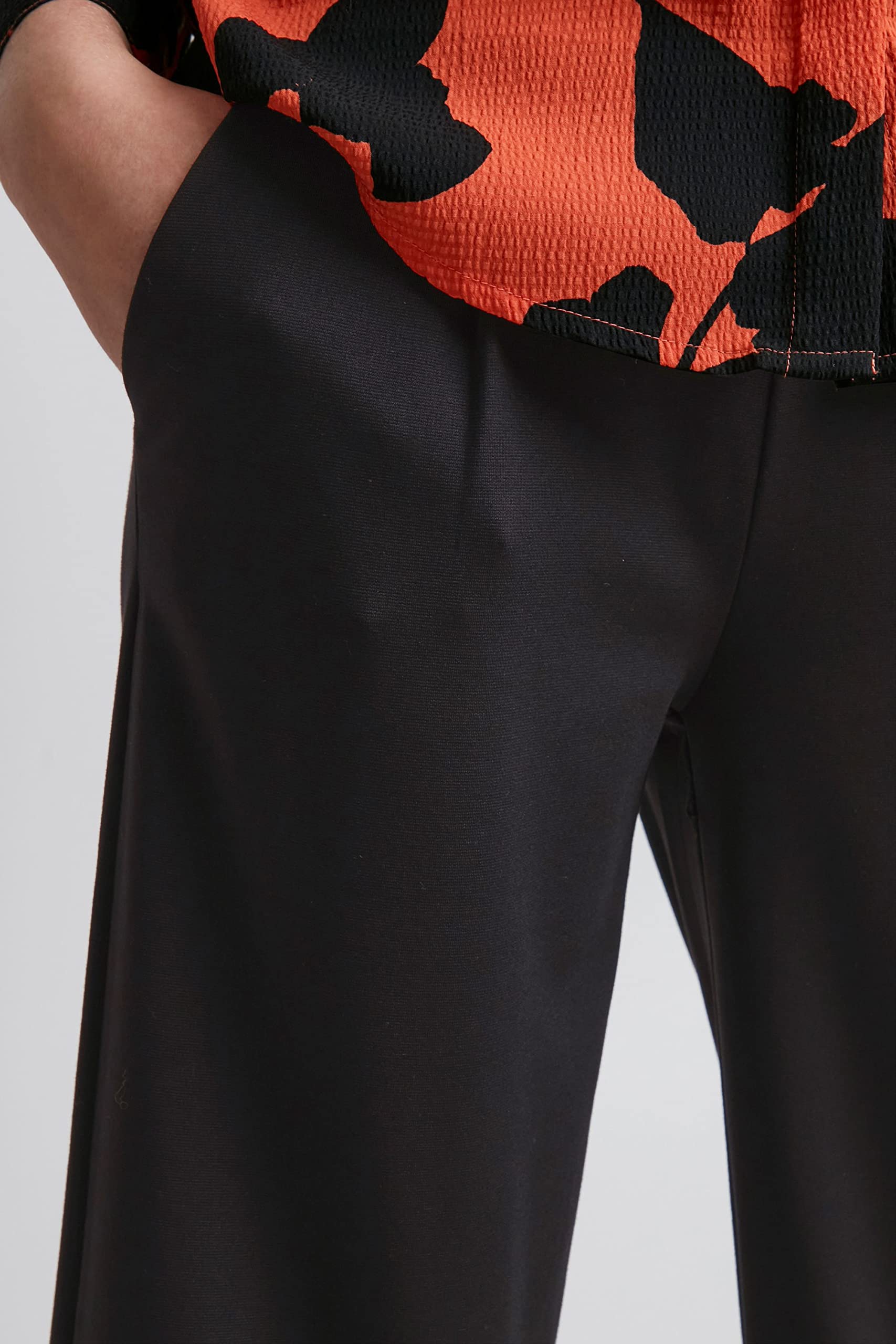 ICHI Damen Lässige Business-Hose Ihkate Sus Wide Pa