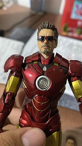 Amazon.co.jp: S.H.フィギュアーツ アイアンマン マーク4 『アイアン