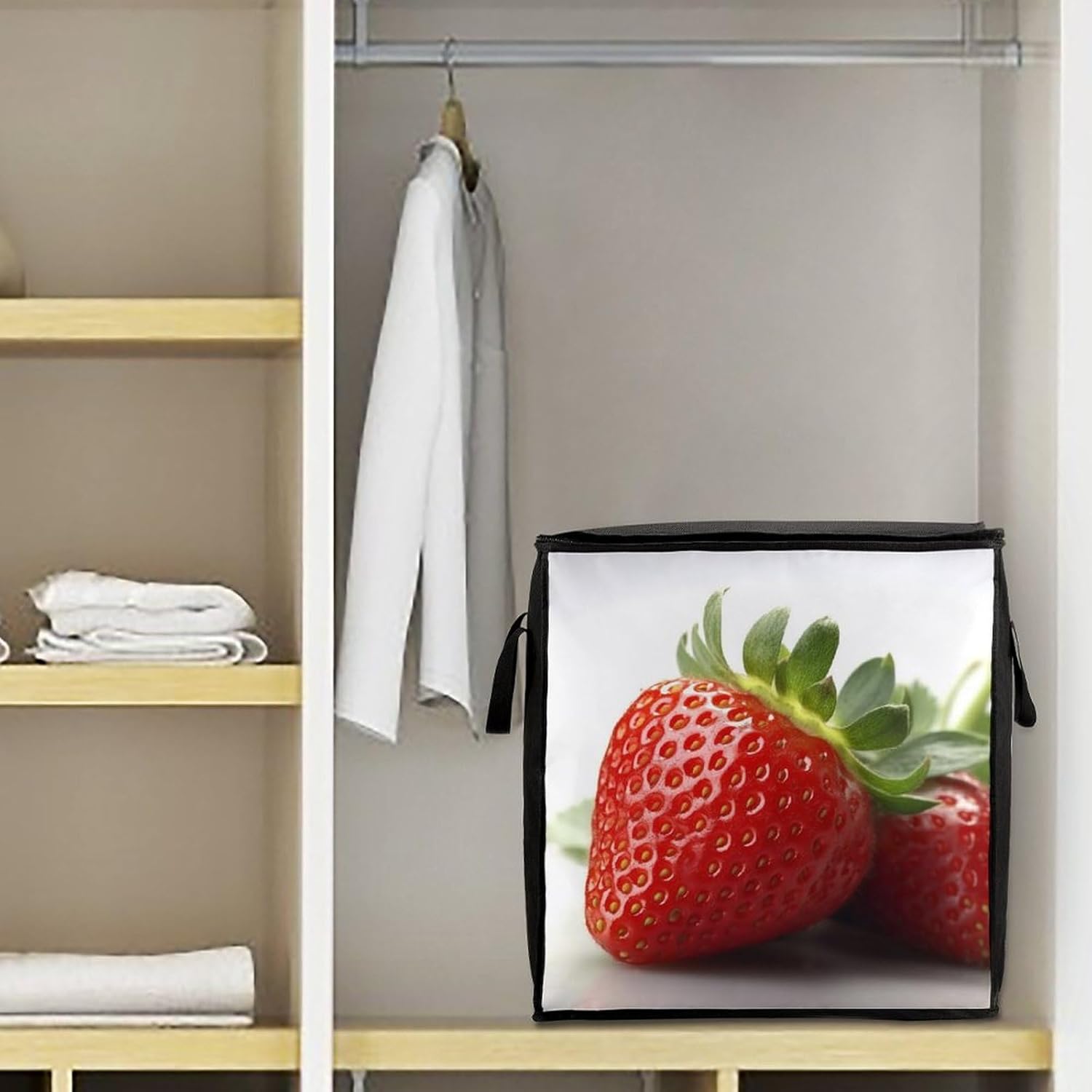 Quilt Storage Bag,Fruit Strawberry Printed Large Foldable Storage Container Portable Travel Storage Bag for Blankets, Quilts, Clothes, Comforter, Bedding And Pillows