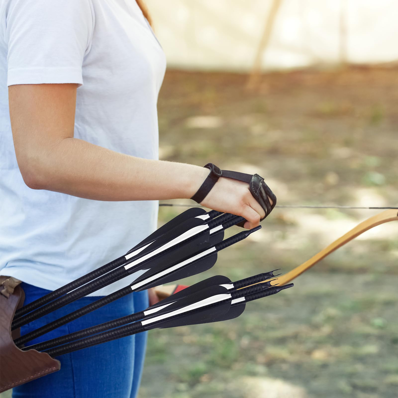 Archery Fiberglass Arrows 31 inch Spine 550 for Recurve Compound Bow with Replacement Tips Outdoor Practice Targeting