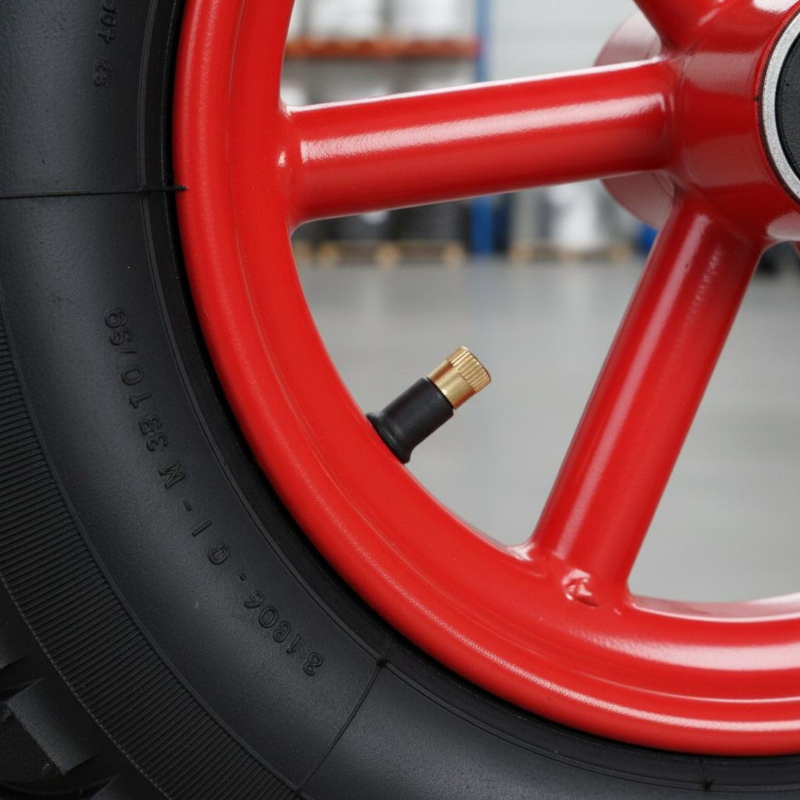 Harilla Luftbereiftes Ersatzrad Wagenrad Sackkarrenrad Transportrolle Handwagenrad mit Verstärktem Gummi Und Burgunderroter Stahlnabe Ruhiger Lauf Unter Last, 300-8 Gutes Rad