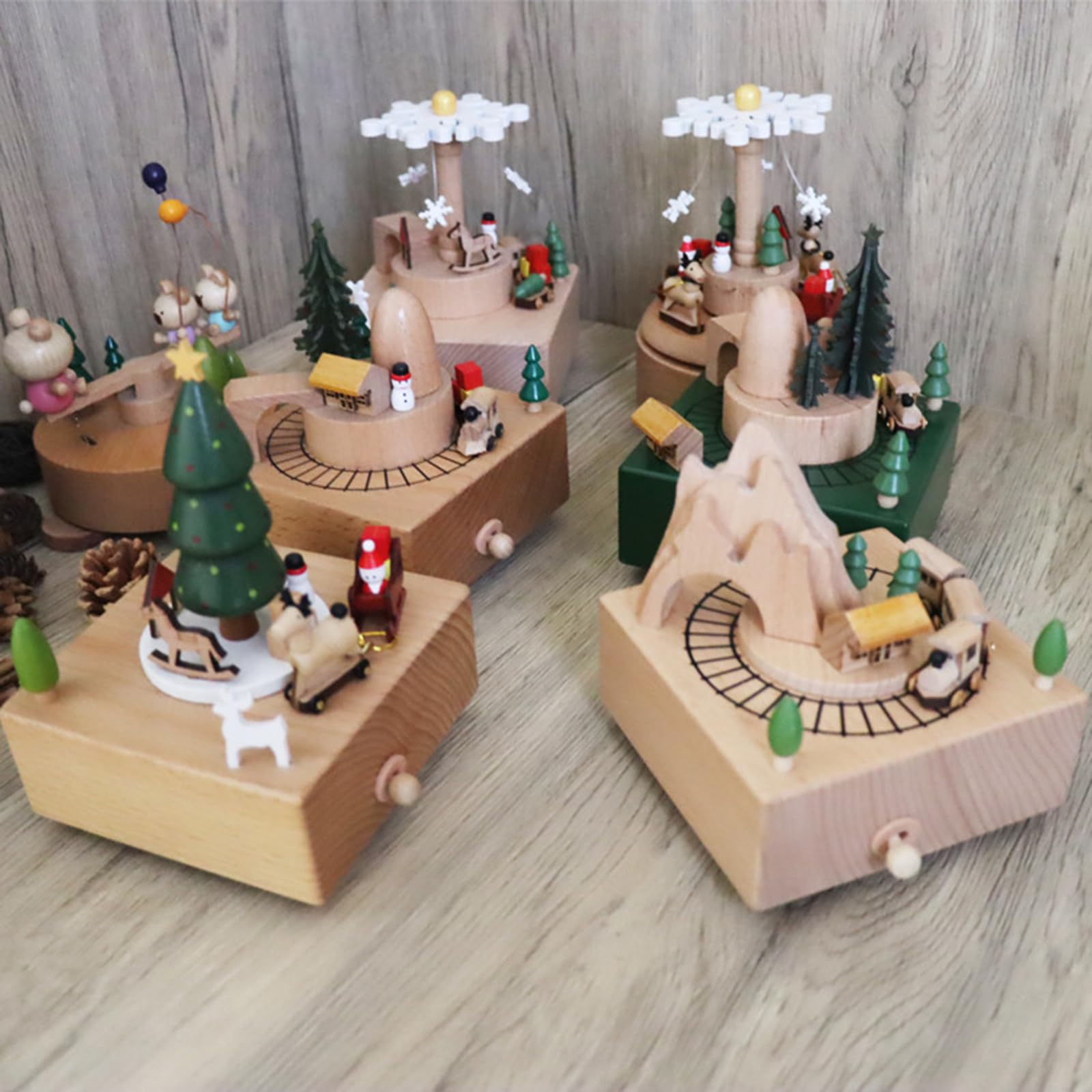 Hand Wood Music Box con treno rotante, regalo di compleanno, ornamento a forma di cartone animato, decorazione per la casa, tablet