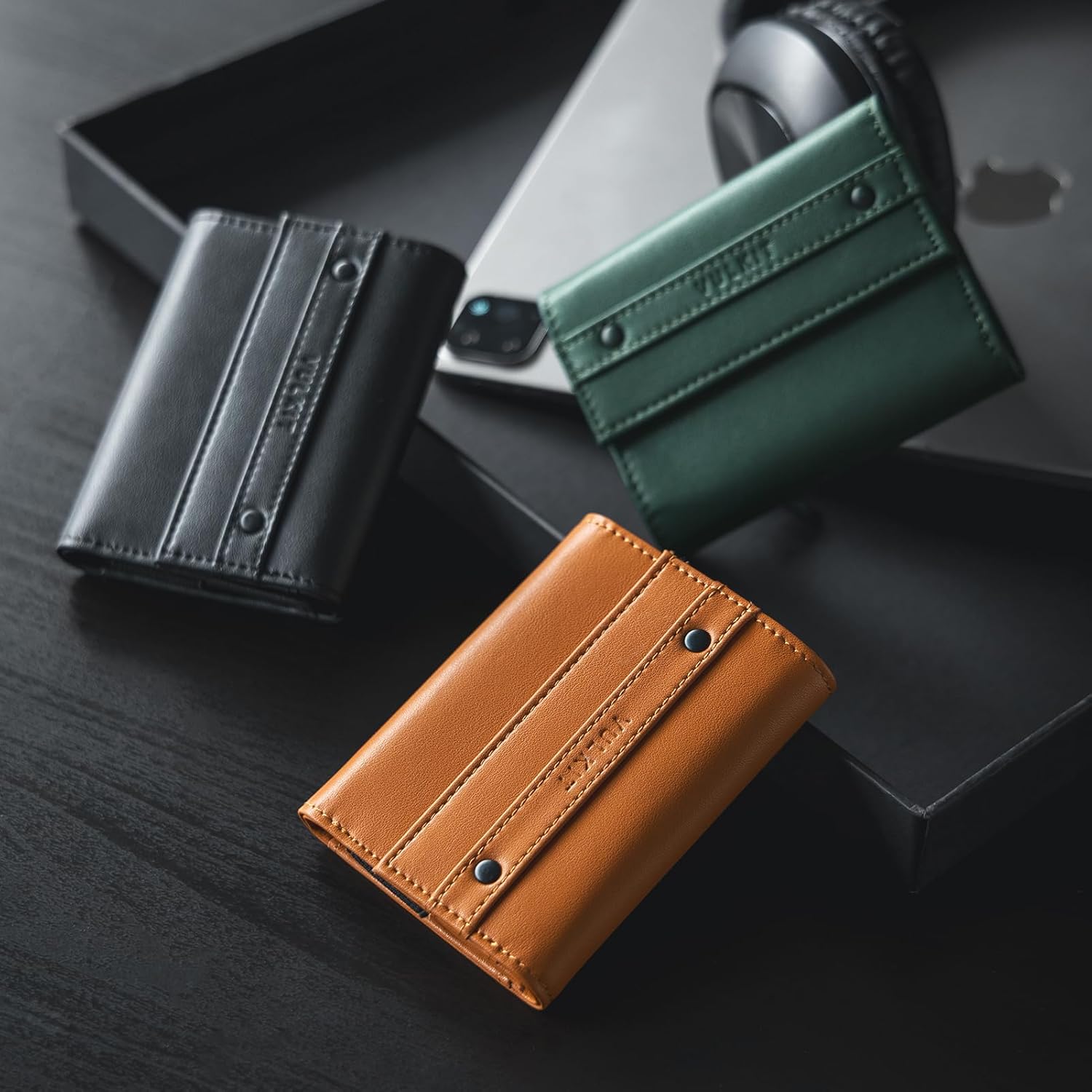 VULKIT Mens Wallet RFID Blocking Leather Compact Trifold with Zippered Coin Pocket, ID Window and Business Card Holder Black