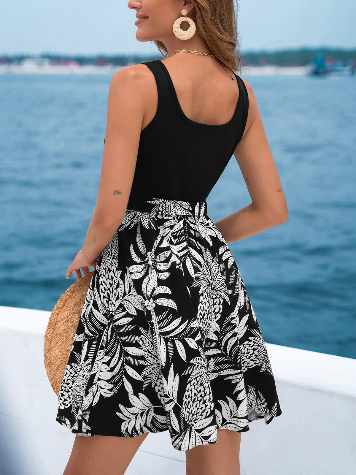 CUPSHE Vestiti estivi da donna Flowy Beach Mini abito quadrato senza maniche vacanza prendisole