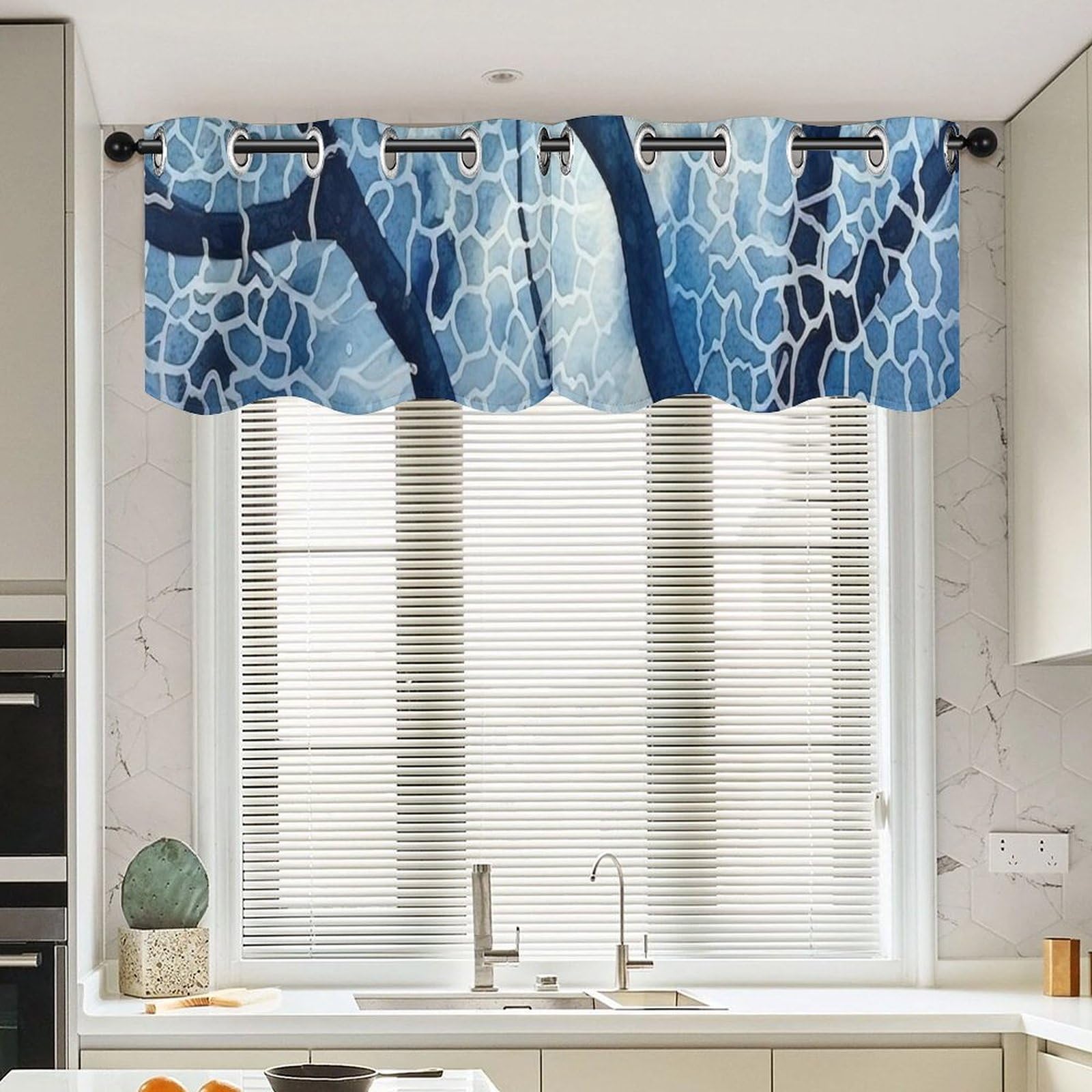 Cenefa de árbol geométrico azul chinoiserie para ventana pequeña de cocina, 52x18 pulgadas, 2 uds