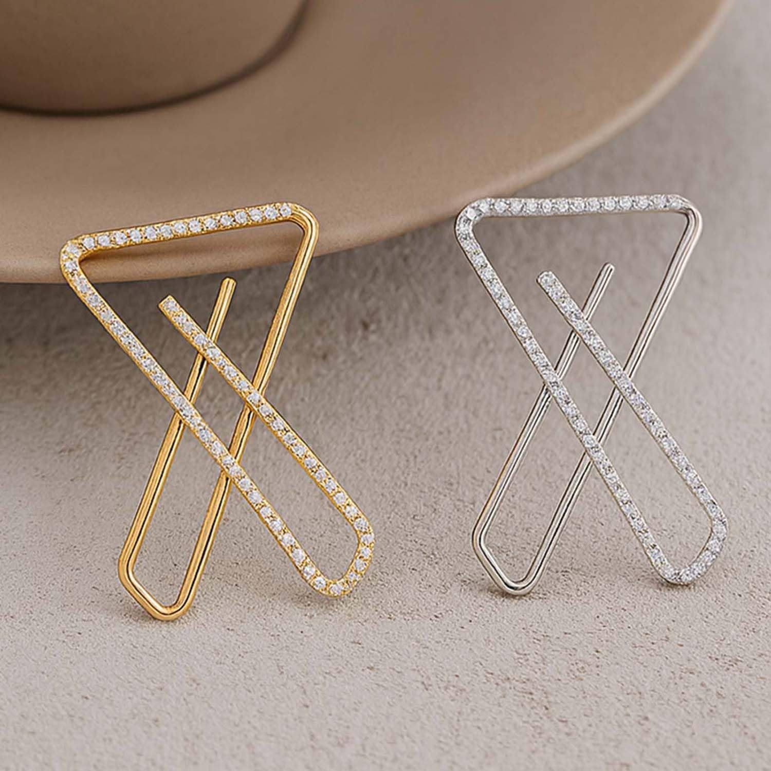 VAMA FASHIONS Gold & Silver Plated X Shape Saree Safety Pin Brooch Combo Anti-Tarnish Designer Brooch Set Sparkling Rhinestonefor Sari Pleats Dupatta Hijab Chunni Pallu Dresses Women & Girls 4