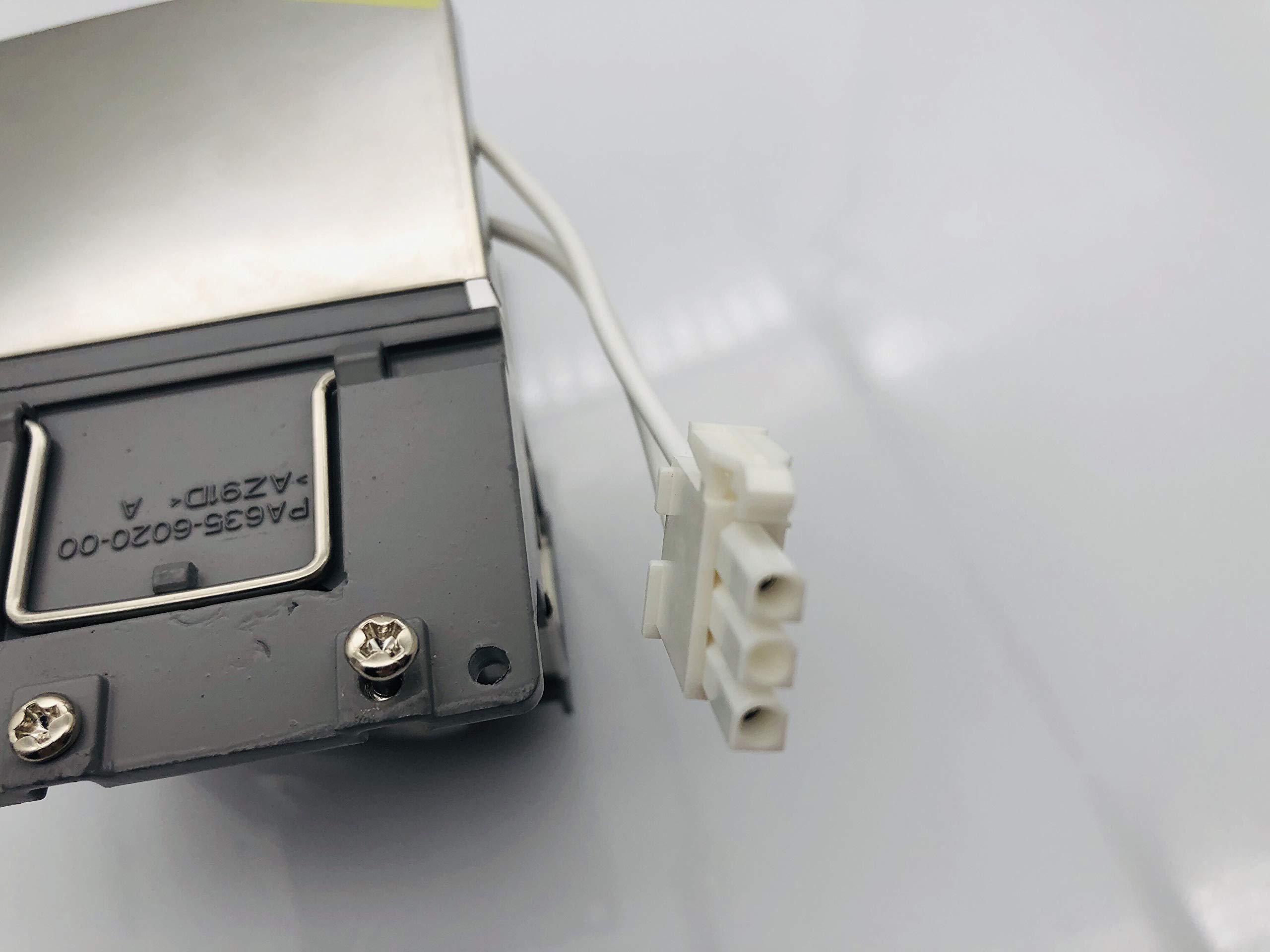 【送料無料】Chaowei 5J.J4R05.001 プロジェクター 交換用 ランプ 純正 P hilips フィリップス 裸電球 バルブ Amazon.co.jp: Chaowei 5J.J4R05.001 プロジェクター 交換用 ランプ