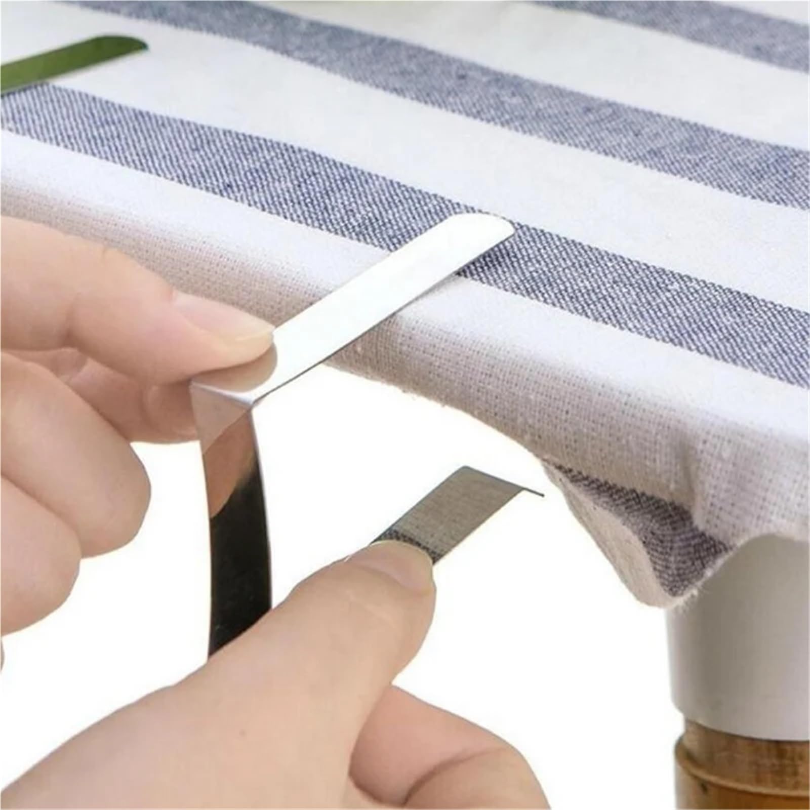 6/12/24 Stück Edelstahl Anti-Rutsch-Tischdeckenklammern rutschfeste Tischabdeckungs-Sicherungsklemmen Clip Hochzeit Camping Promenade Tischabdeckungsklammer FüR Tischplatten(24pcs)