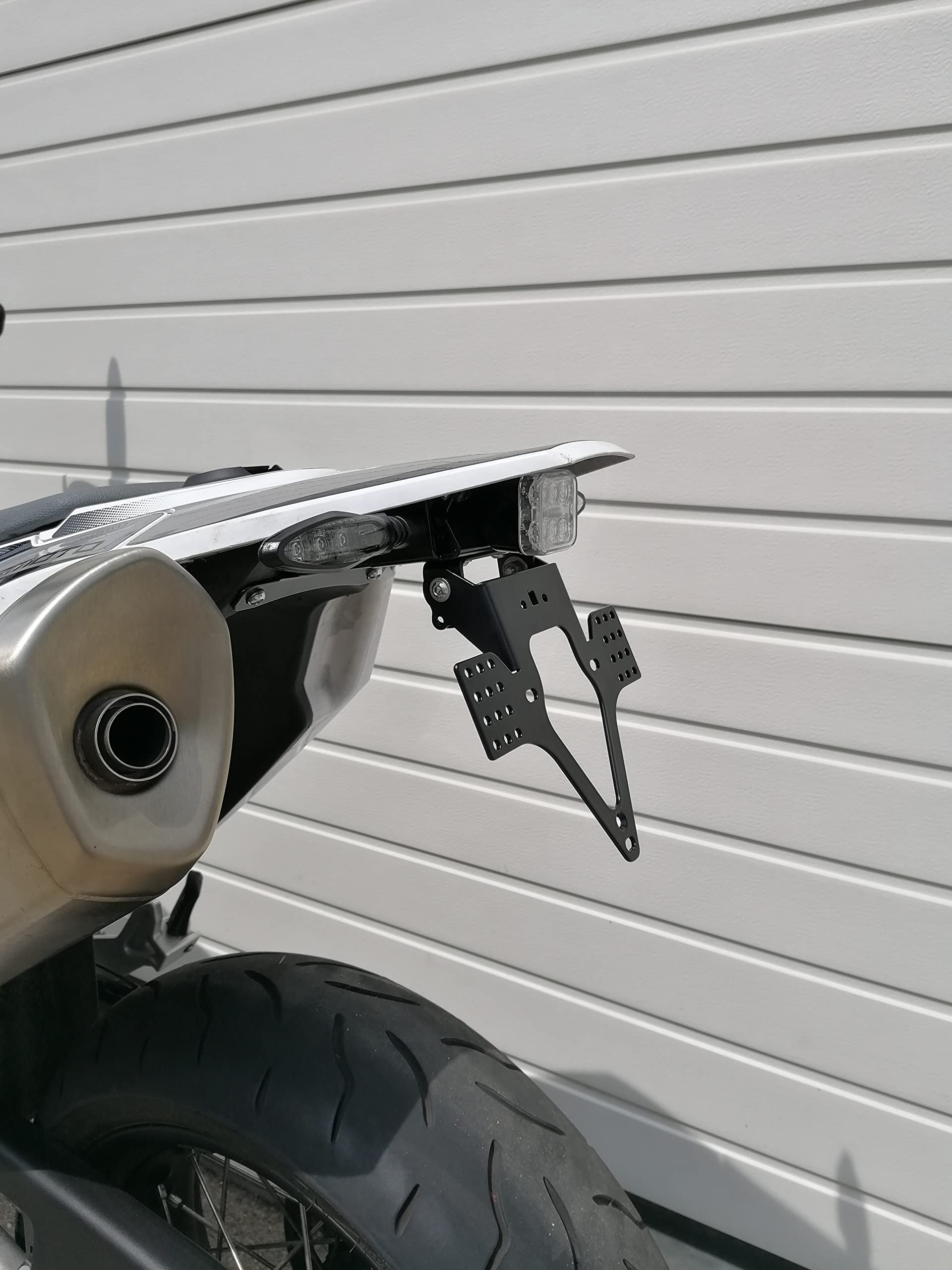 Portatarga GroFaTec Evo per Husqvarna 701 SM Supermoto Anno di Cost. 2016-2022 Porta Targa 701sm Träger 701 Enduro coda corta conversione della coda kurzes Heck Heckumbau