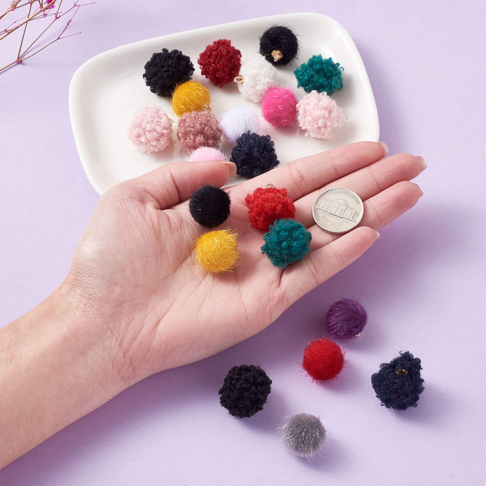 Amazon | Beadthoven ポンポン ボール 約100個 10色 2種類 ファー 