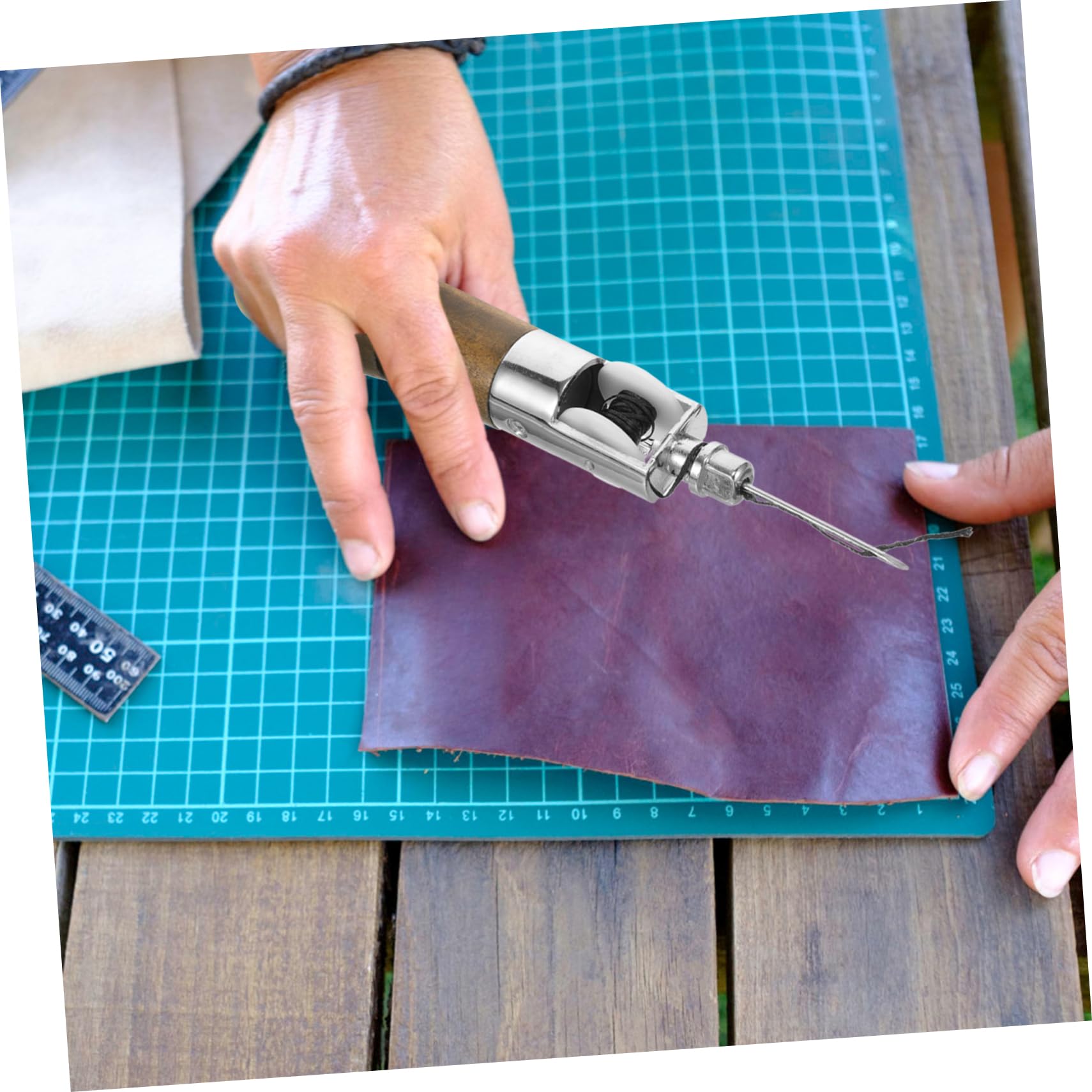 SHINEOFI Kit Attrezzi Cucito Pelle Punteruolo Metallico per Riparazione e Lavorazione della Pelle, Strumento Manuale per Fai-da-te e Creazione di Braccialetti in Pelle