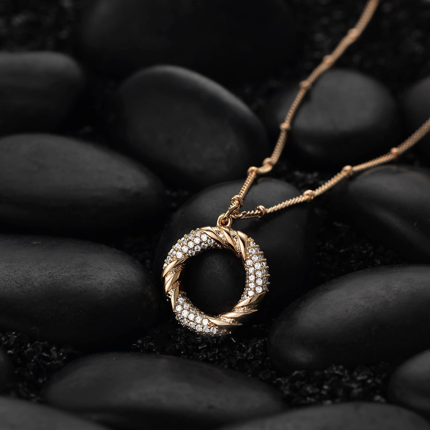 LOYATA Gold Pendant Necklaces for Women-Simple 14K Gold Round Circle Pendant Necklace Dainty Charm Necklace Jewelry Gifts for Women - Image 6