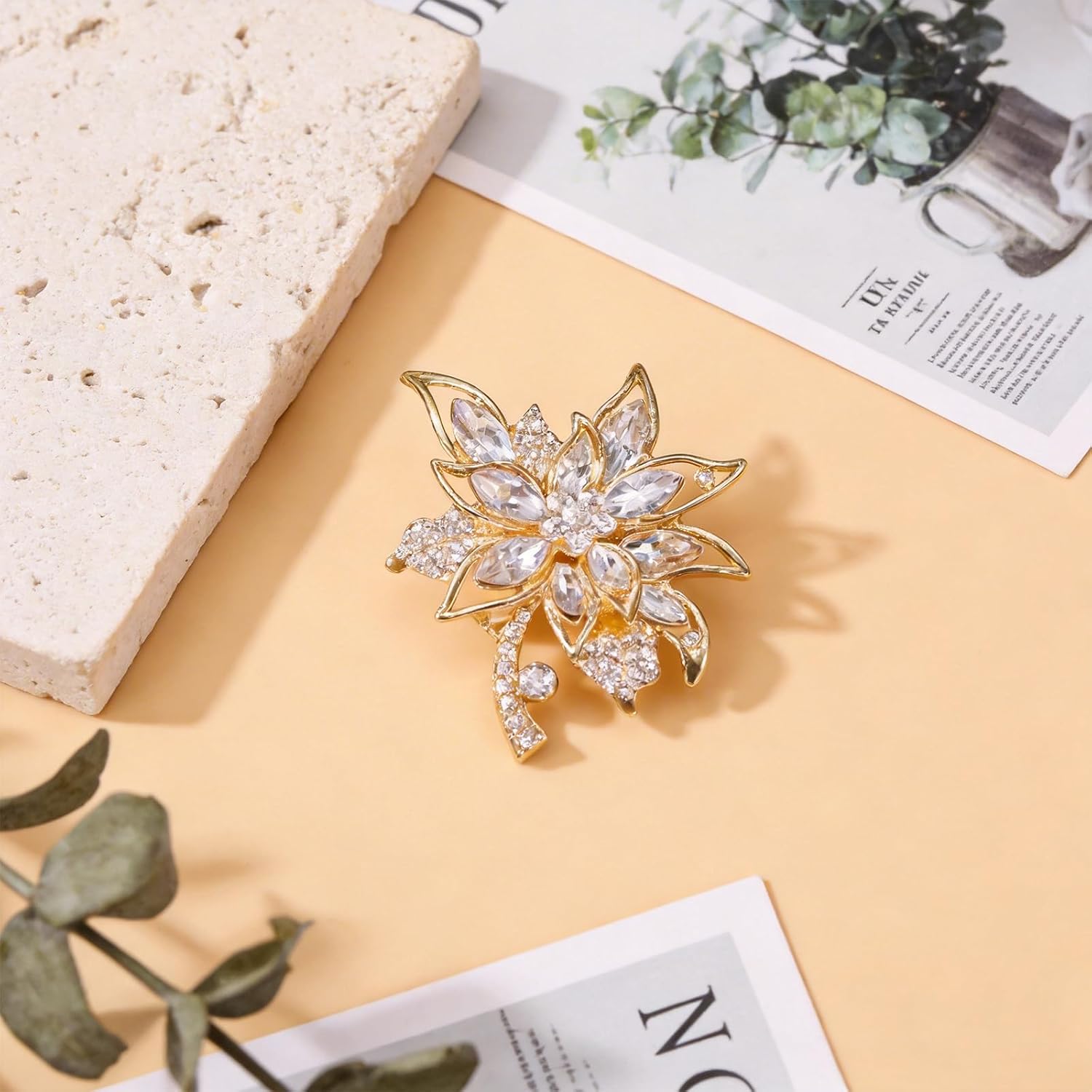 Crystal Flower Brooch Pin for Women, Silver Tone Rhinestone Floral Lapel Badge, Sparkling Jewelry Accessory for Coat Dress Scarf, Party Decoration (Silver) image 3