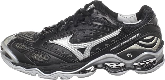 mizuno wave tornado 6