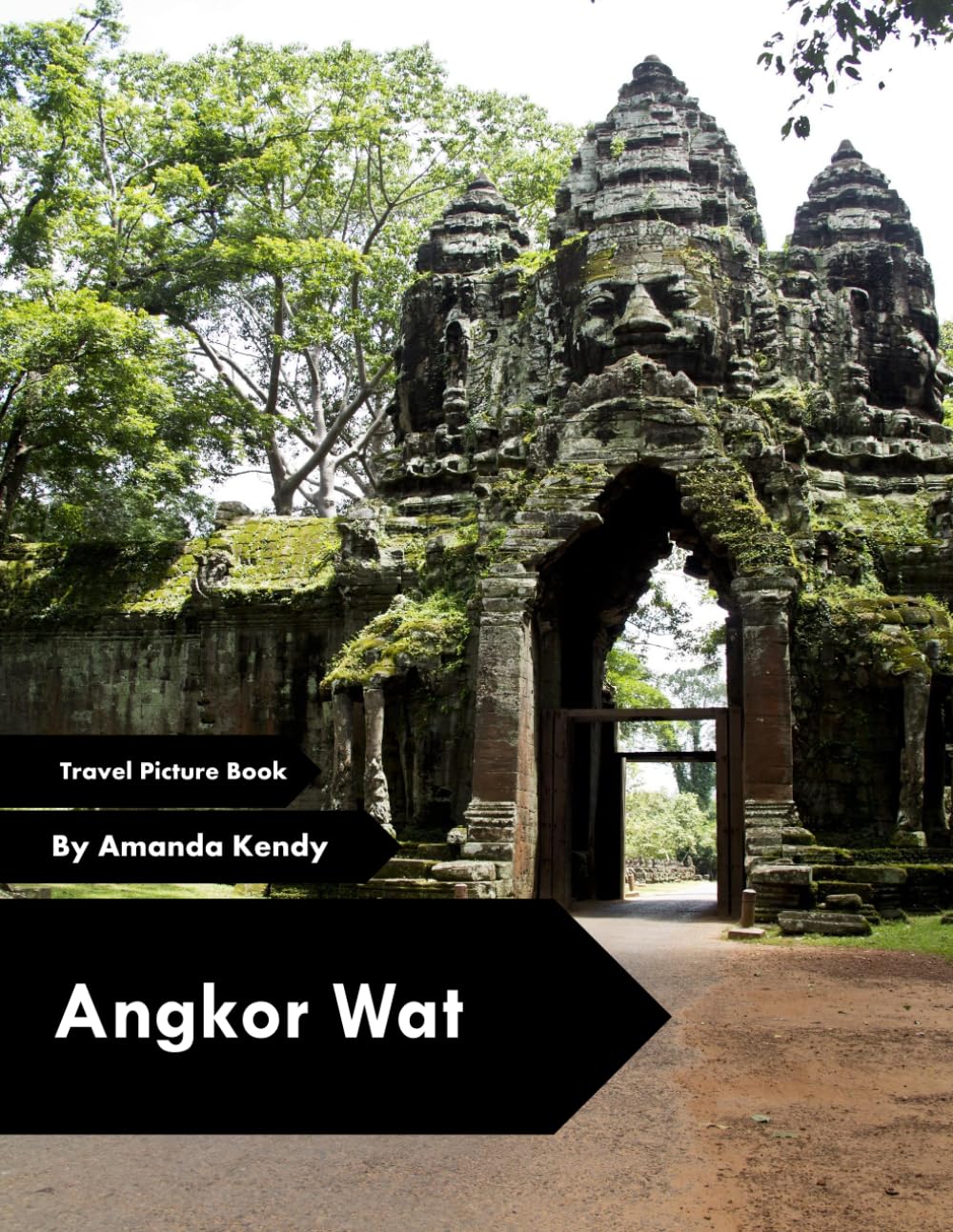 Angkor Wat: Ancient Temple & Jungle Majesty – A Visual Journey for History & Architecture Lovers