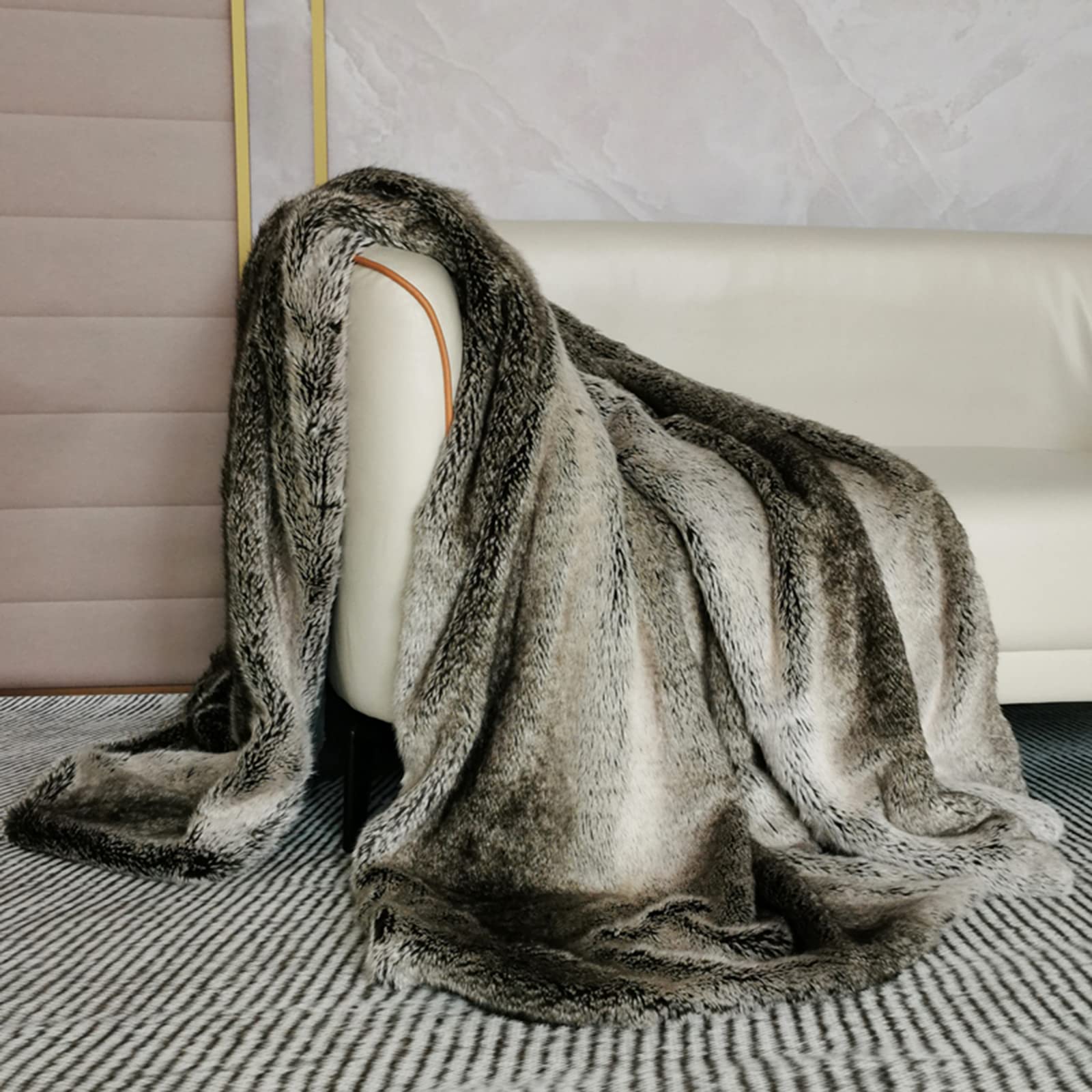 SKYLYZH Faux Fur Blanket Imitation Animal Wool Imitation Wolf Fur Grey Gradient Striped Faux Blanket Bedside Blanket Sofa Blanket Luxury Decorative Fur ​Throws Shaggy Throw Soft Blanket-75×220cm