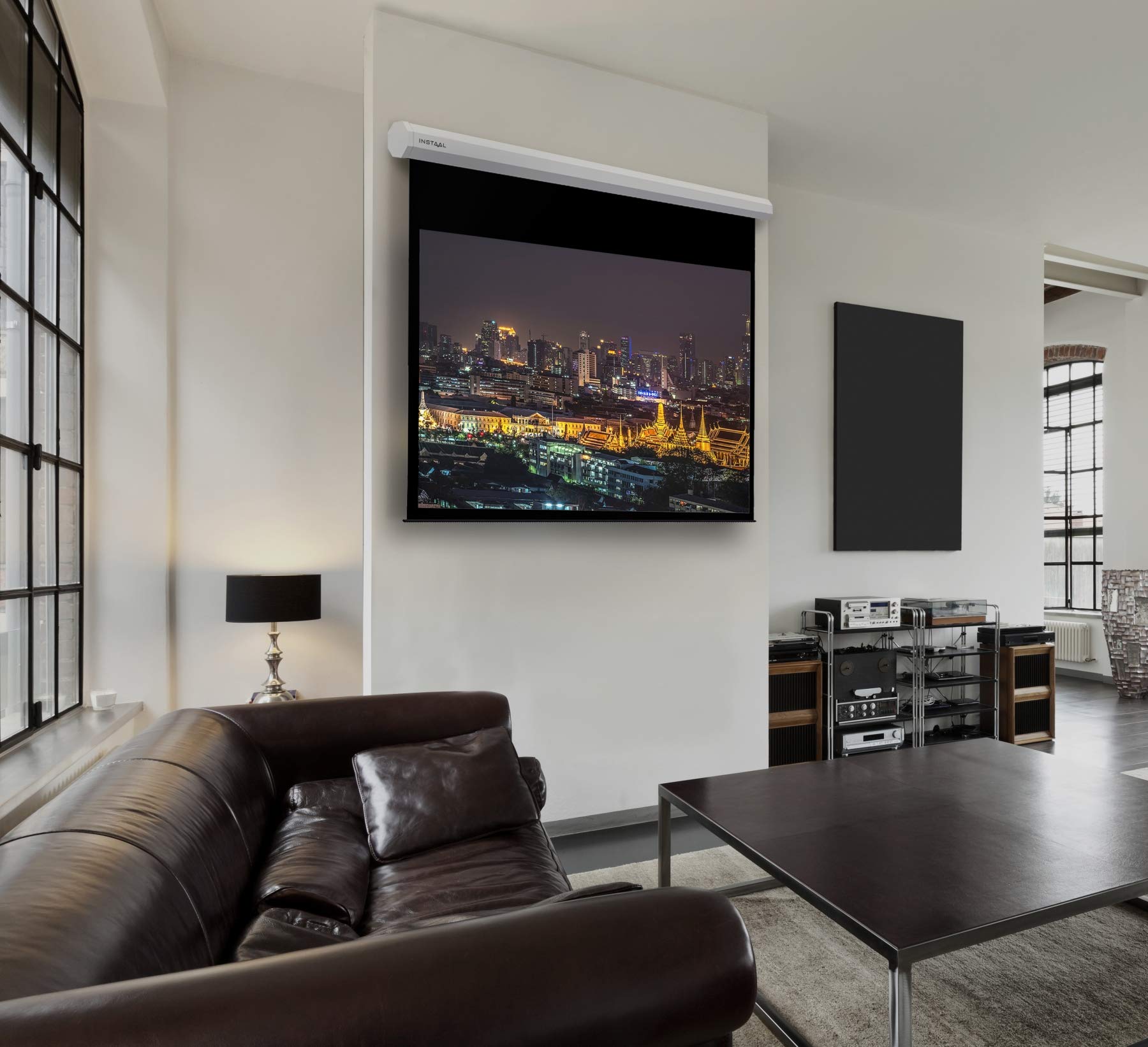 INSTAAL Schermo Proiettore Motorizzato con Bordi | 280x158cm 127" 16:9 | Telo Proiezione Bianco con Retro Nero Elettrico 3 Metri - Videoproiezione 3mt 3D 4K | 100% Professionale di Qualità Superiore