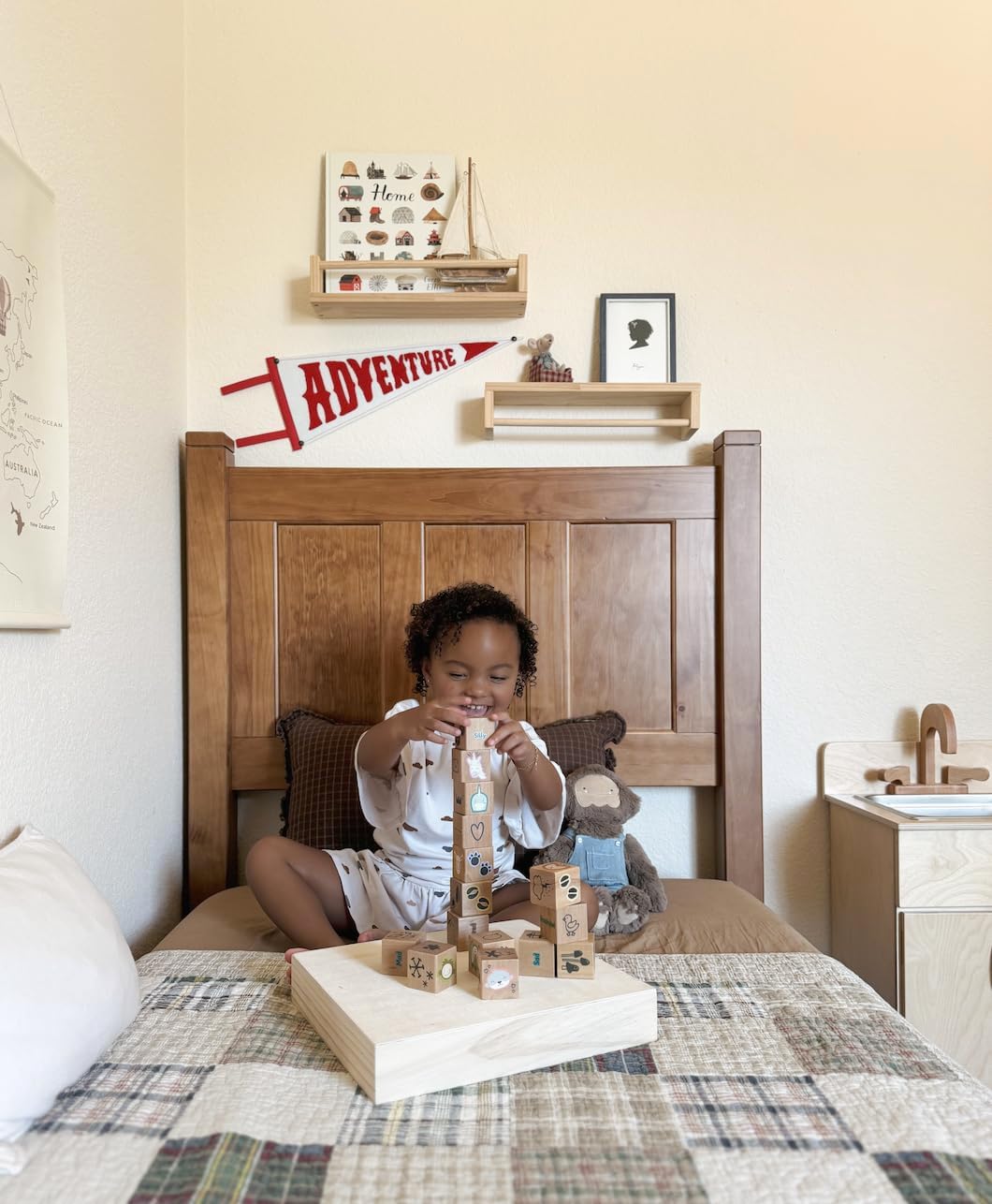 Slumberkins Feelings Adventure Activity Blocks - Early Emotional Learning Game for Families - Includes 15 Activity Blocks, Activity Guidebook, Travel Box & Storage Bag